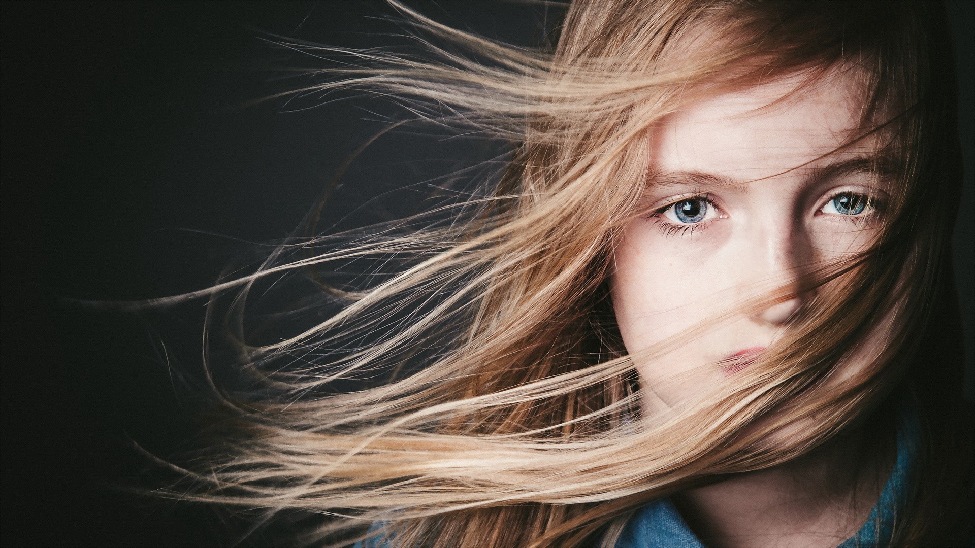 Portrait of a young girl with blonde hair and blue eyes HD Wallpaper