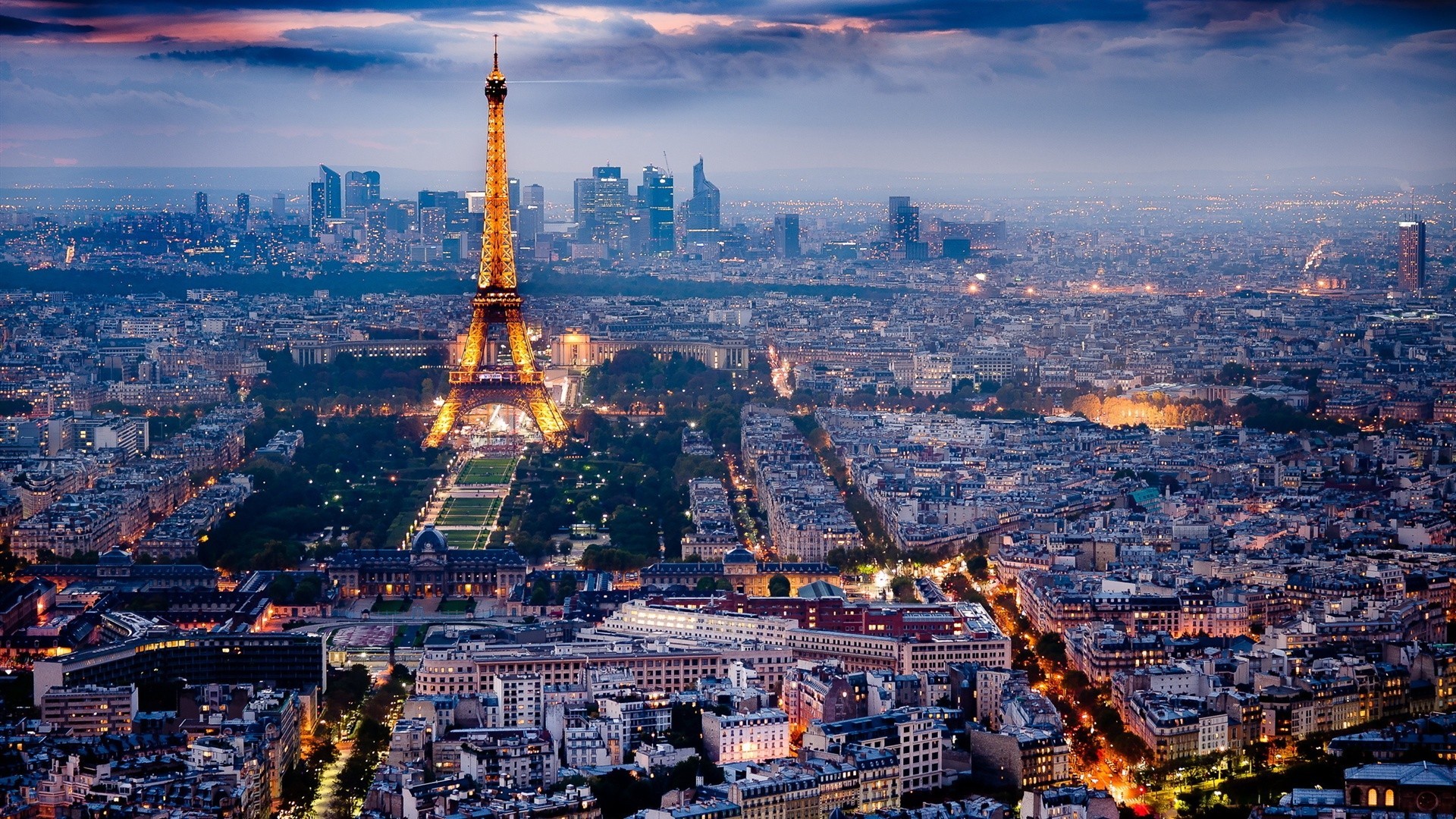 Eiffel Tower and Paris cityscape at dusk HD Wallpaper