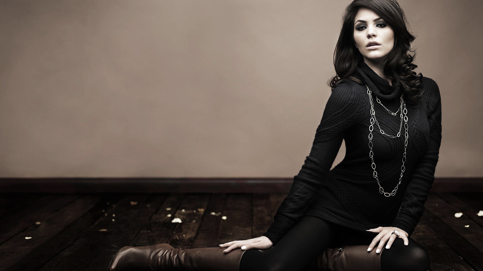 Katharine McPhee in a black sweater and boots HD Wallpaper