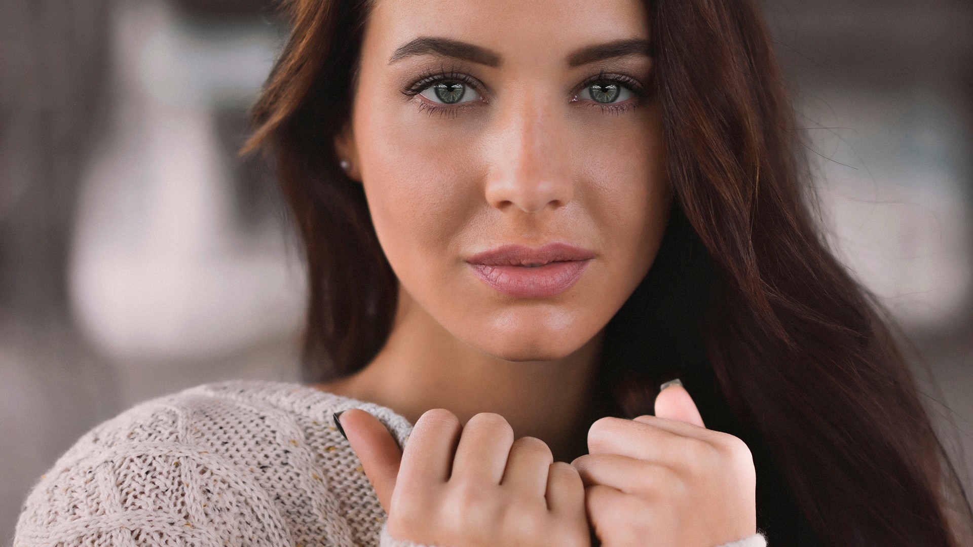 Brunette woman with green eyes wearing a sweater HD Wallpaper