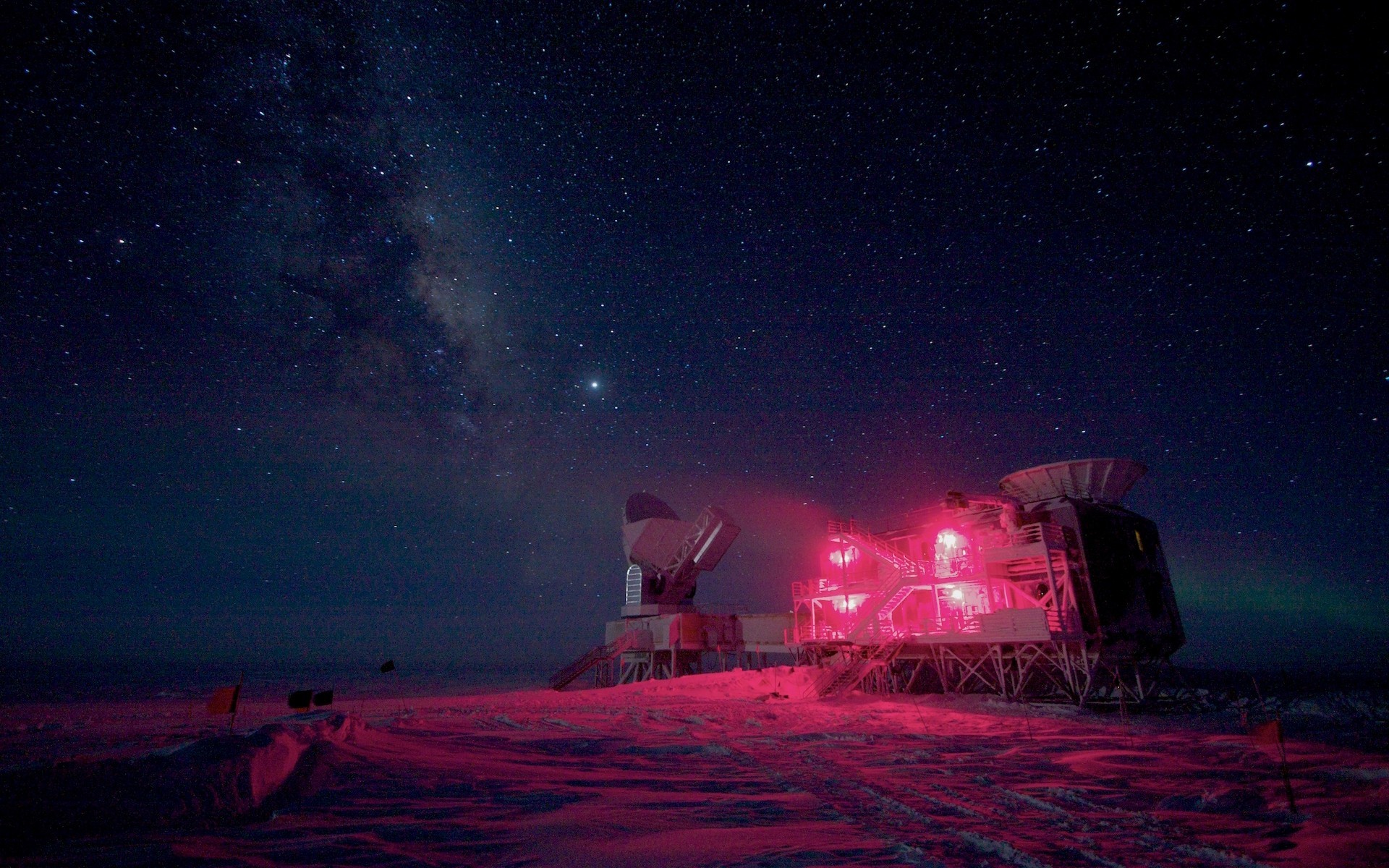 Observatory under the Milky Way at night HD Wallpaper