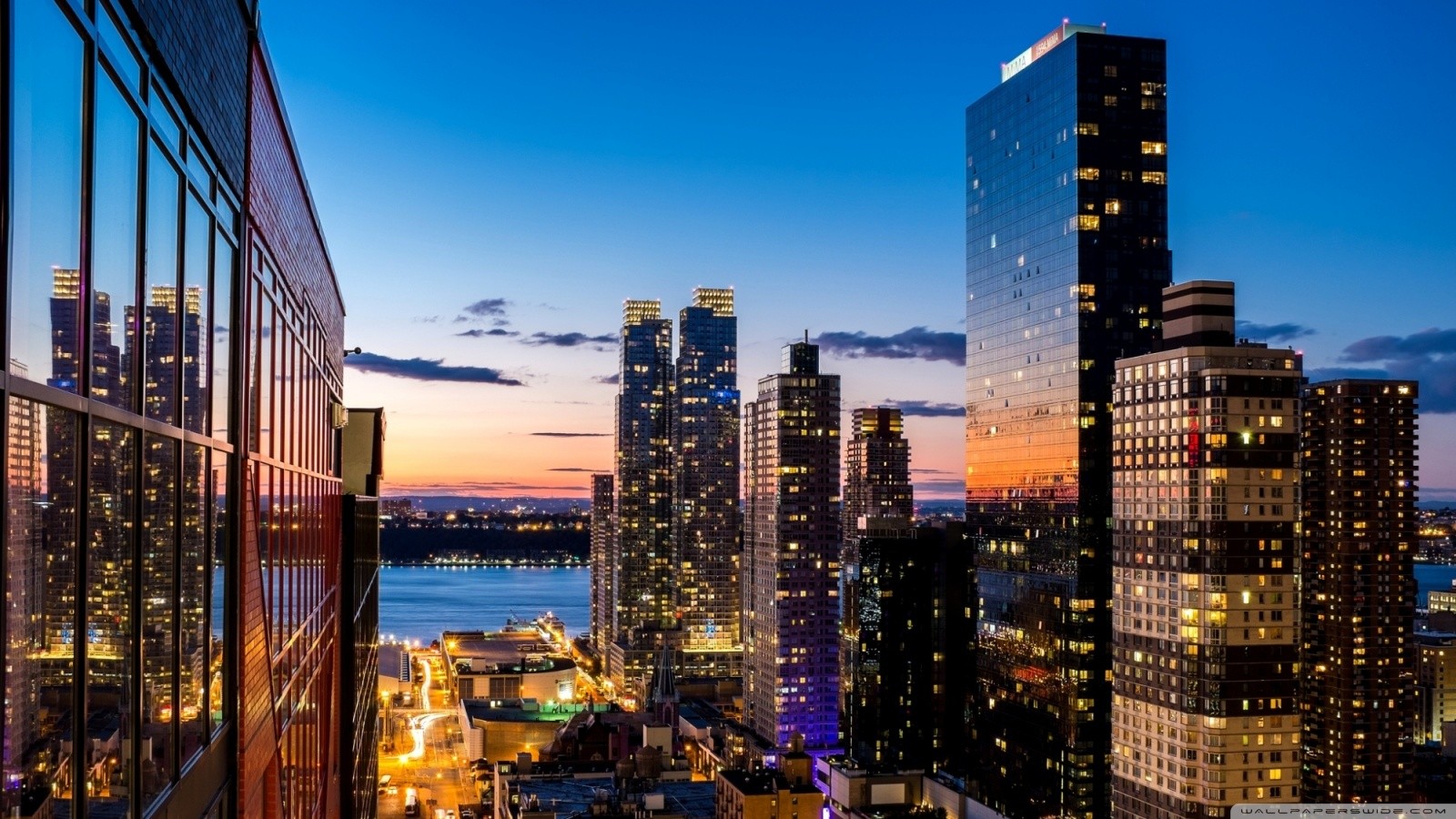 New York City Skyline at Dusk HD Wallpaper
