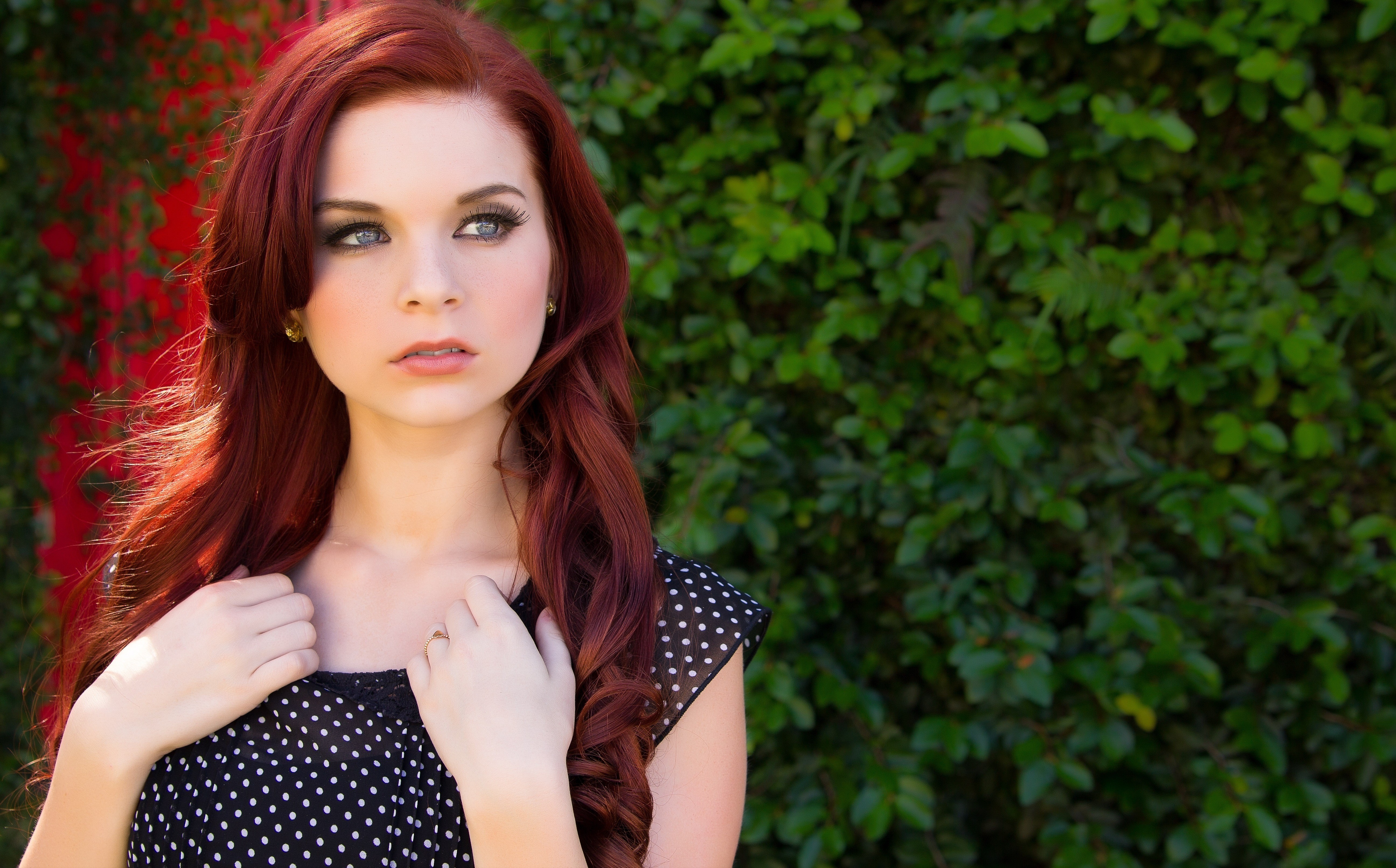 Karoline Kate with red hair outdoors HD Wallpaper