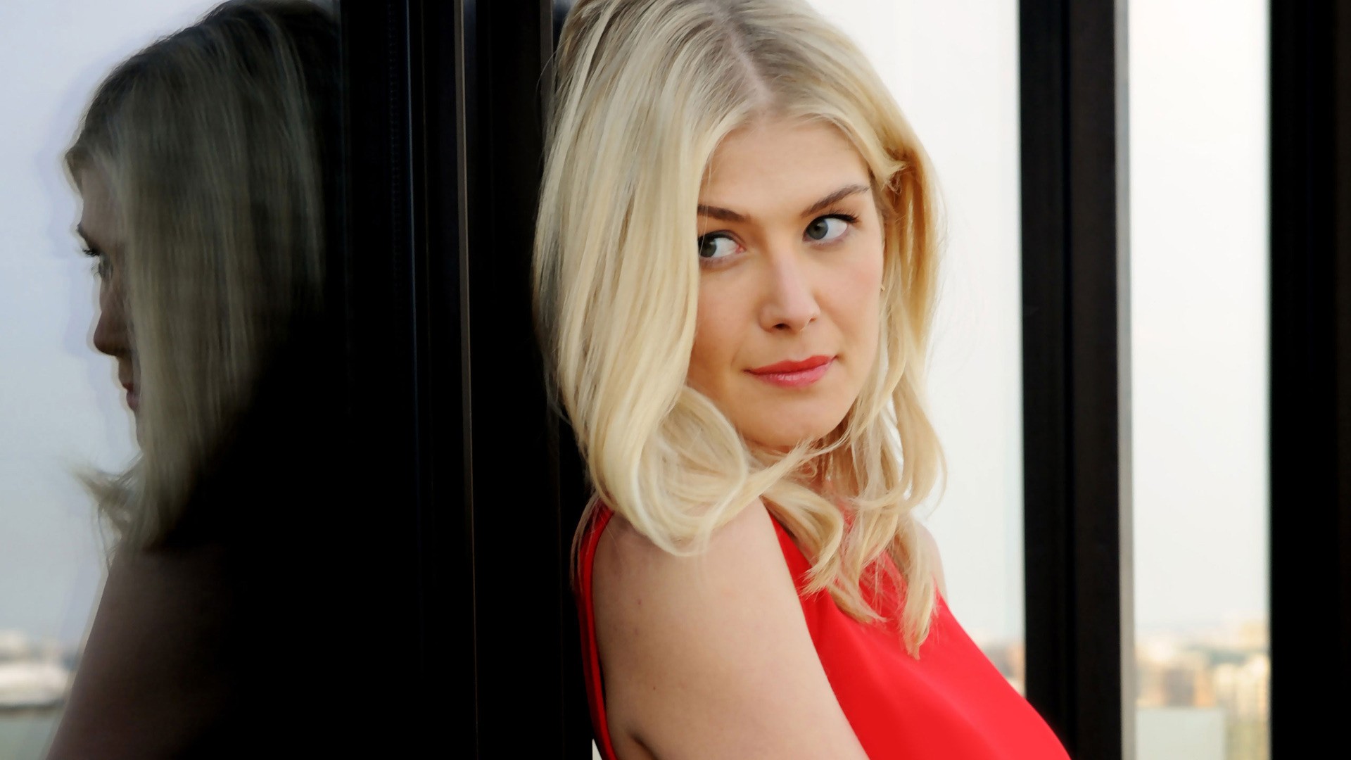 Rosamund Pike in a red dress HD Wallpaper
