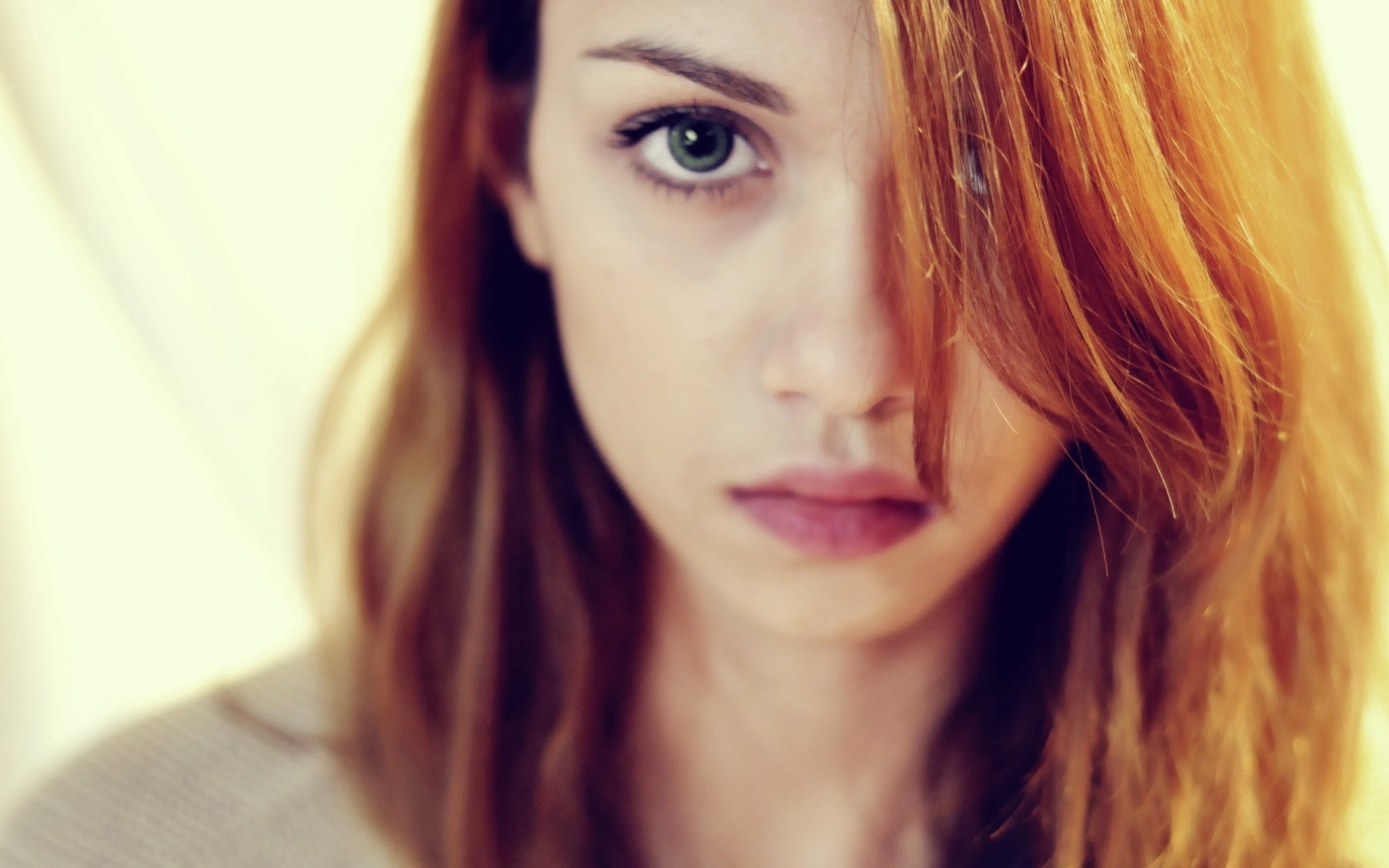 Portrait of a redhead woman with green eyes HD Wallpaper