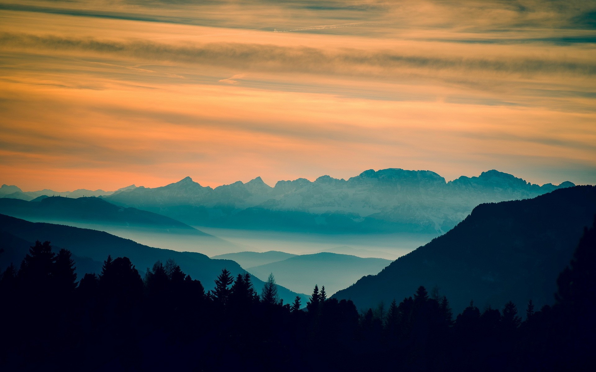 Mountains and sky at sunset HD Wallpaper