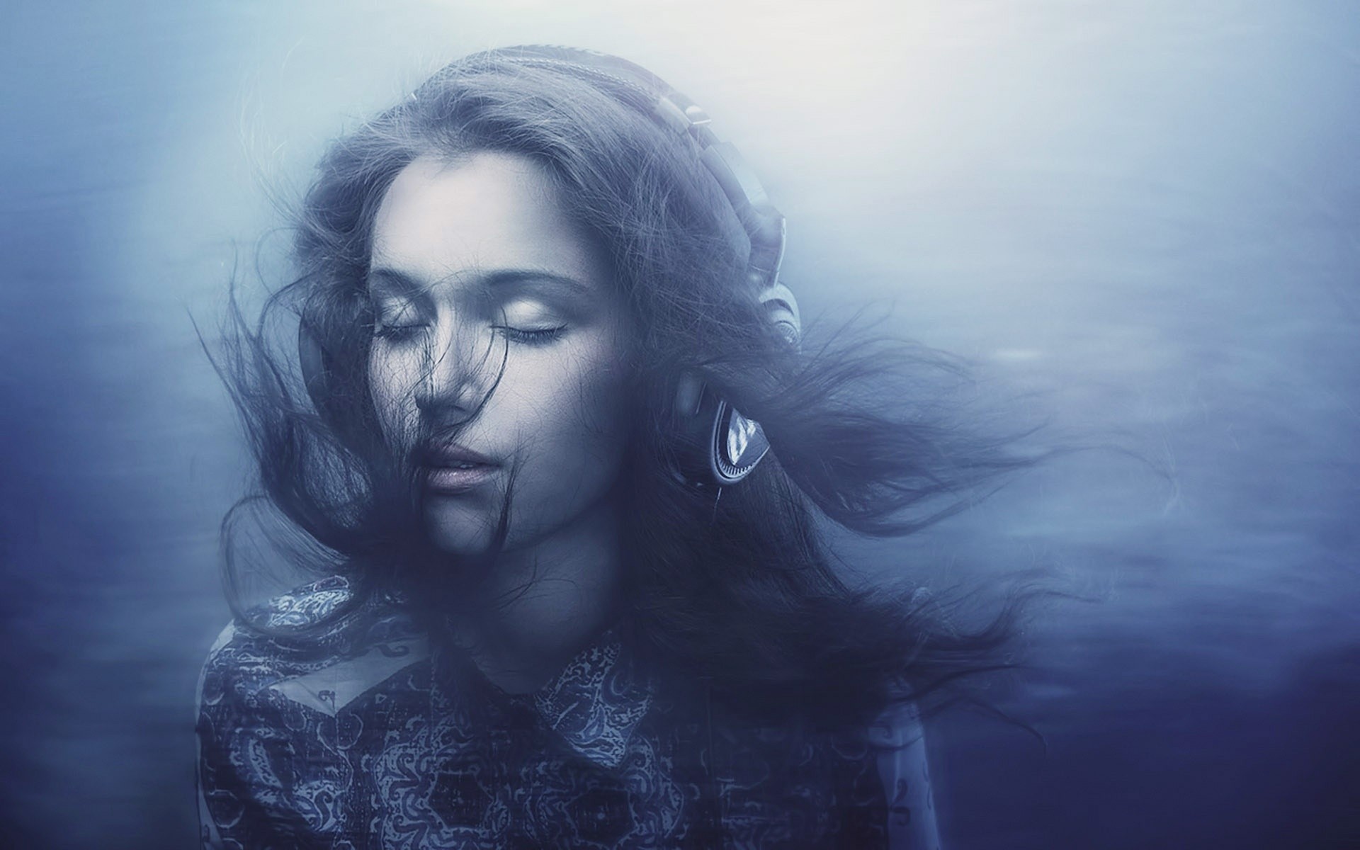 Woman with headphones listening to music HD Wallpaper