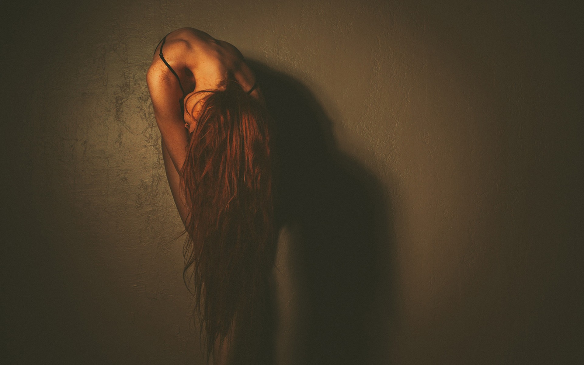 Redhead woman with long hair bending over HD Wallpaper