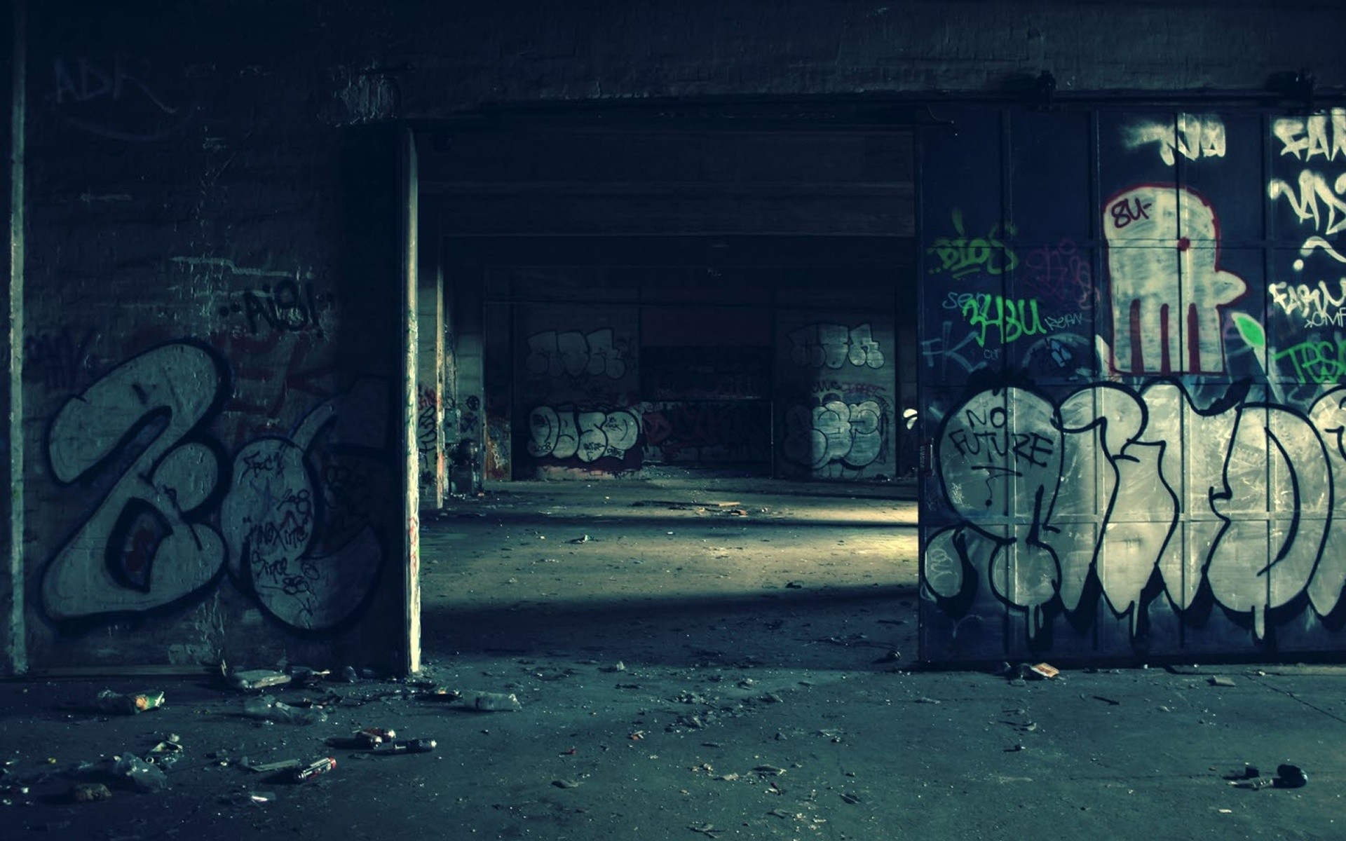 Abandoned urban building covered in graffiti HD Wallpaper