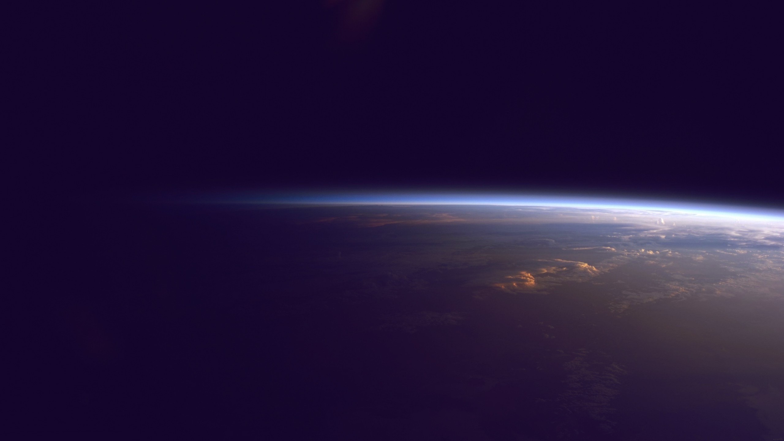 Earth's atmosphere seen from space HD Wallpaper