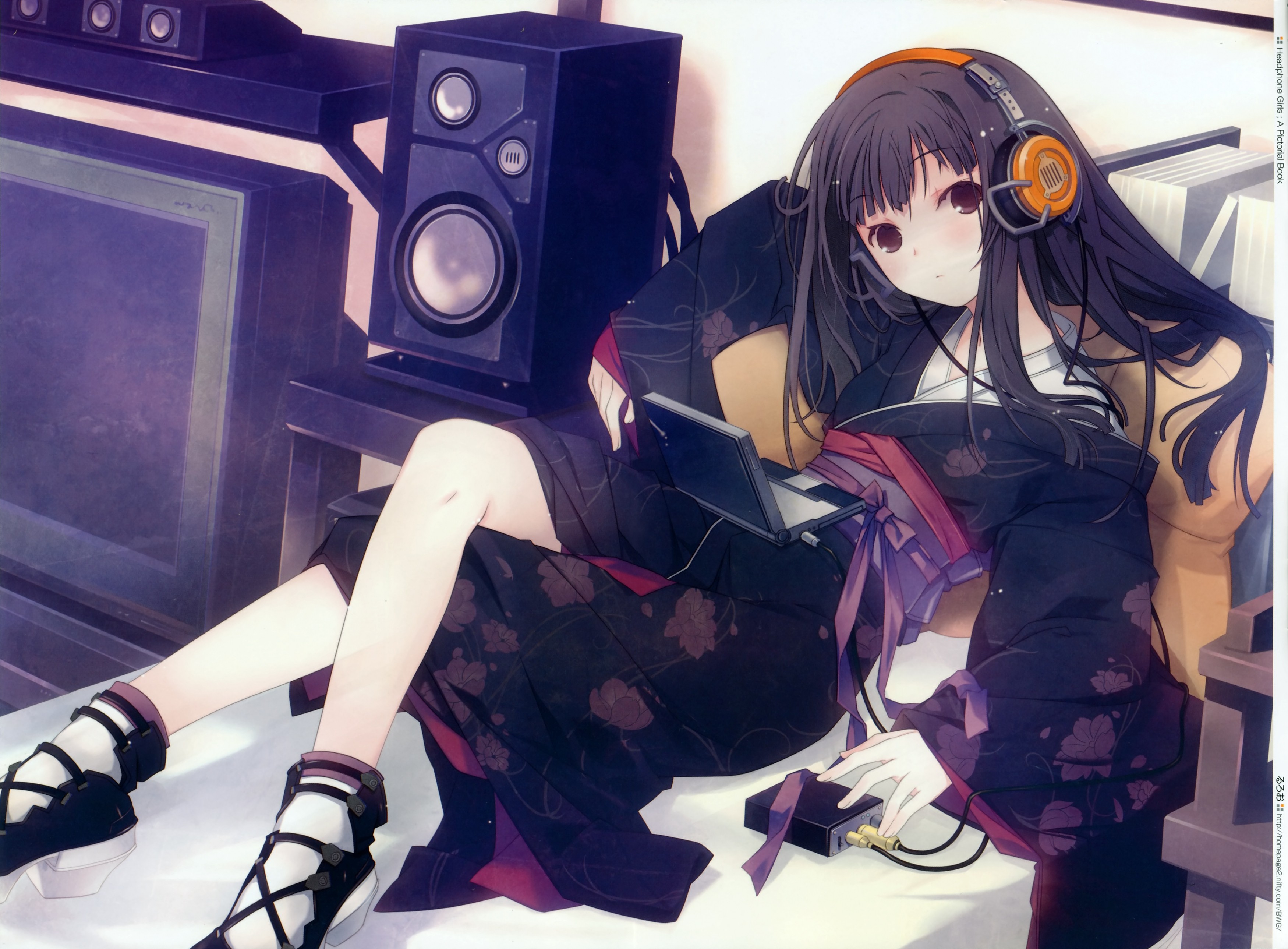 Anime girl in kimono with headphones and laptop HD Wallpaper