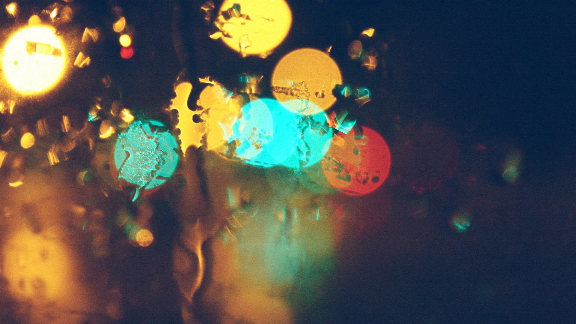 Bokeh lights on a rainy window HD Wallpaper