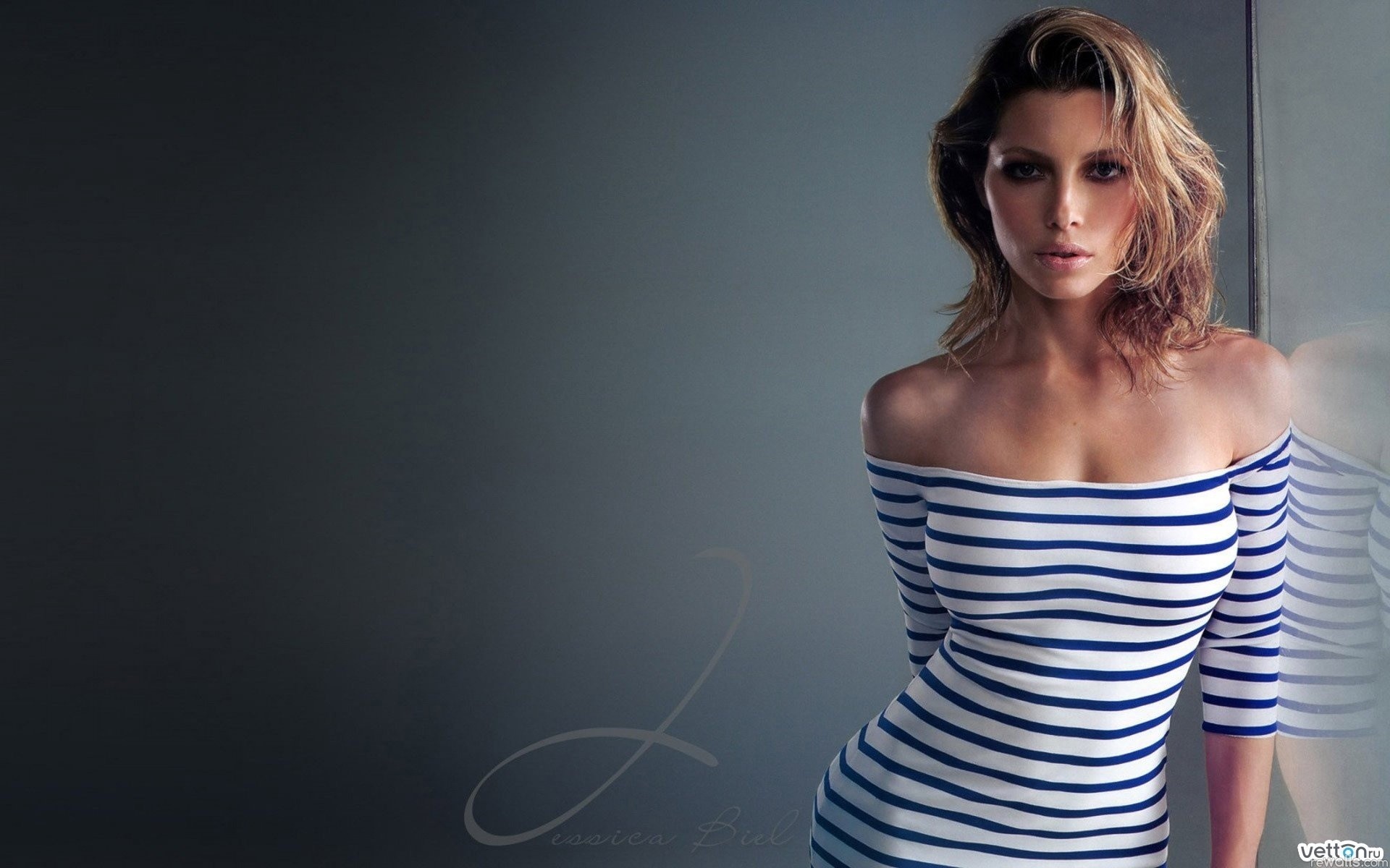 Jessica Biel in a striped off-the-shoulder dress HD Wallpaper