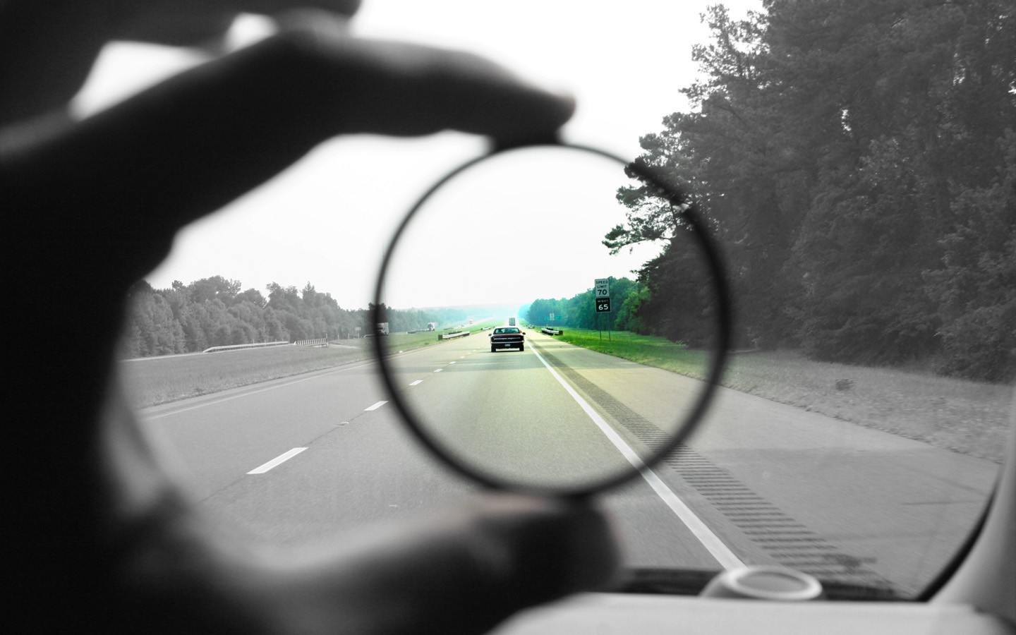Selective coloring of a car driving on a highway HD Wallpaper
