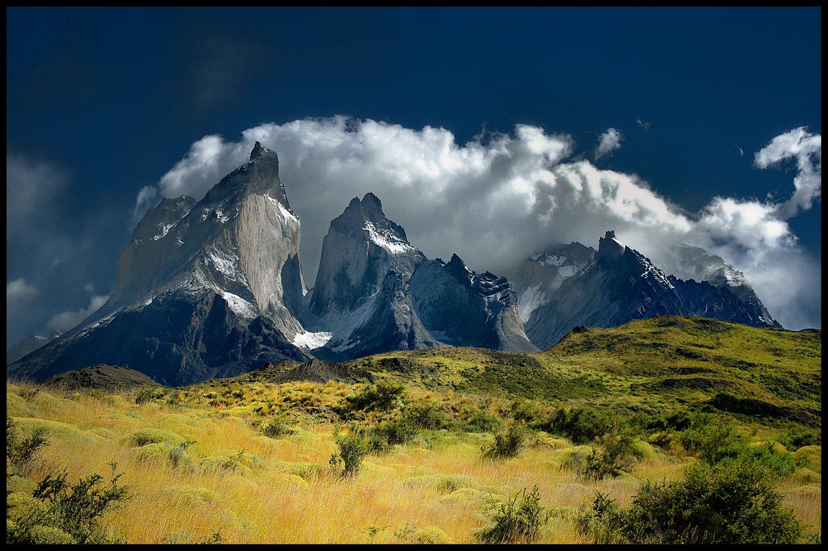 Torres del Paine National Park, Chile HD Wallpaper
