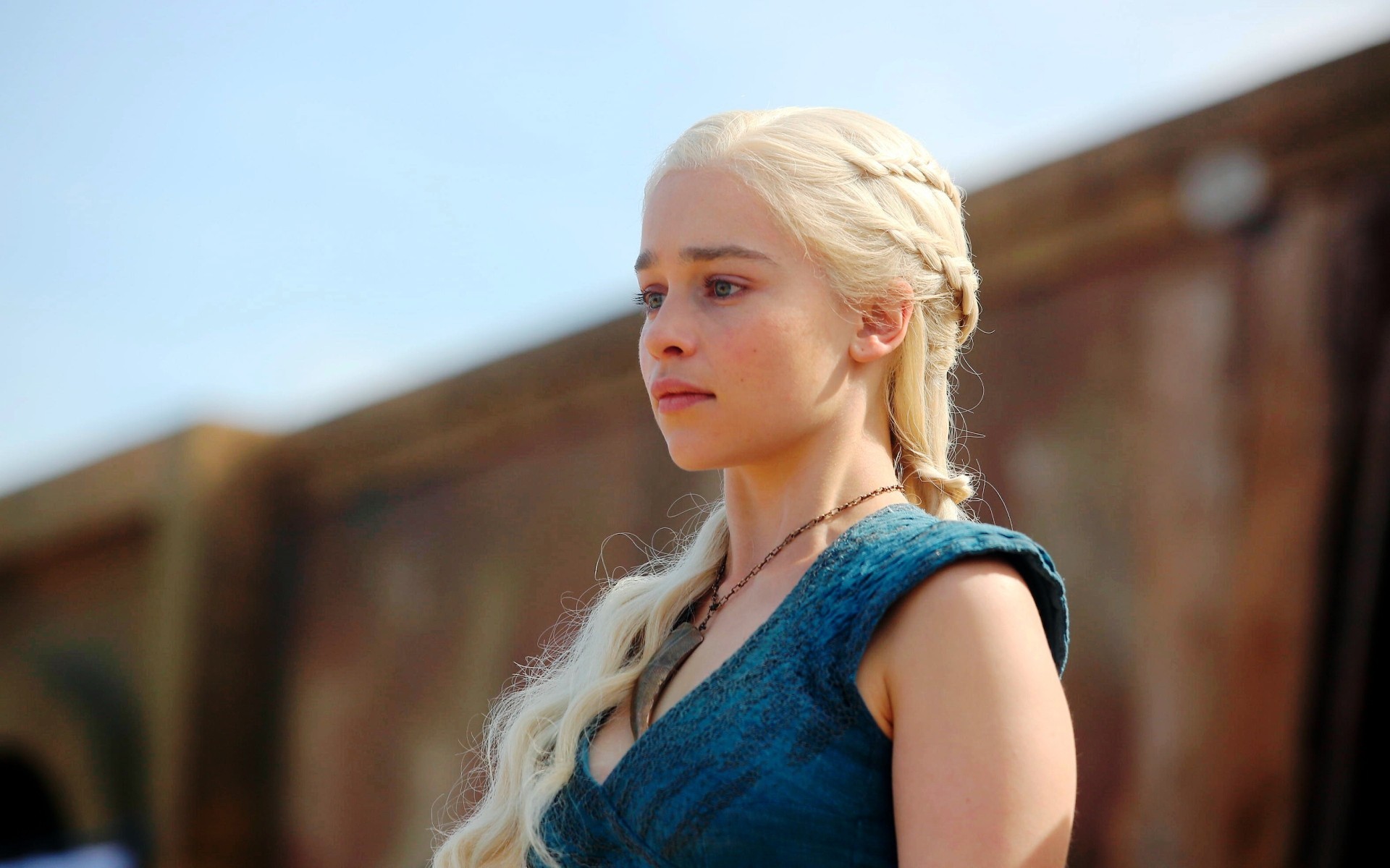 Daenerys Targaryen from Game of Thrones HD Wallpaper