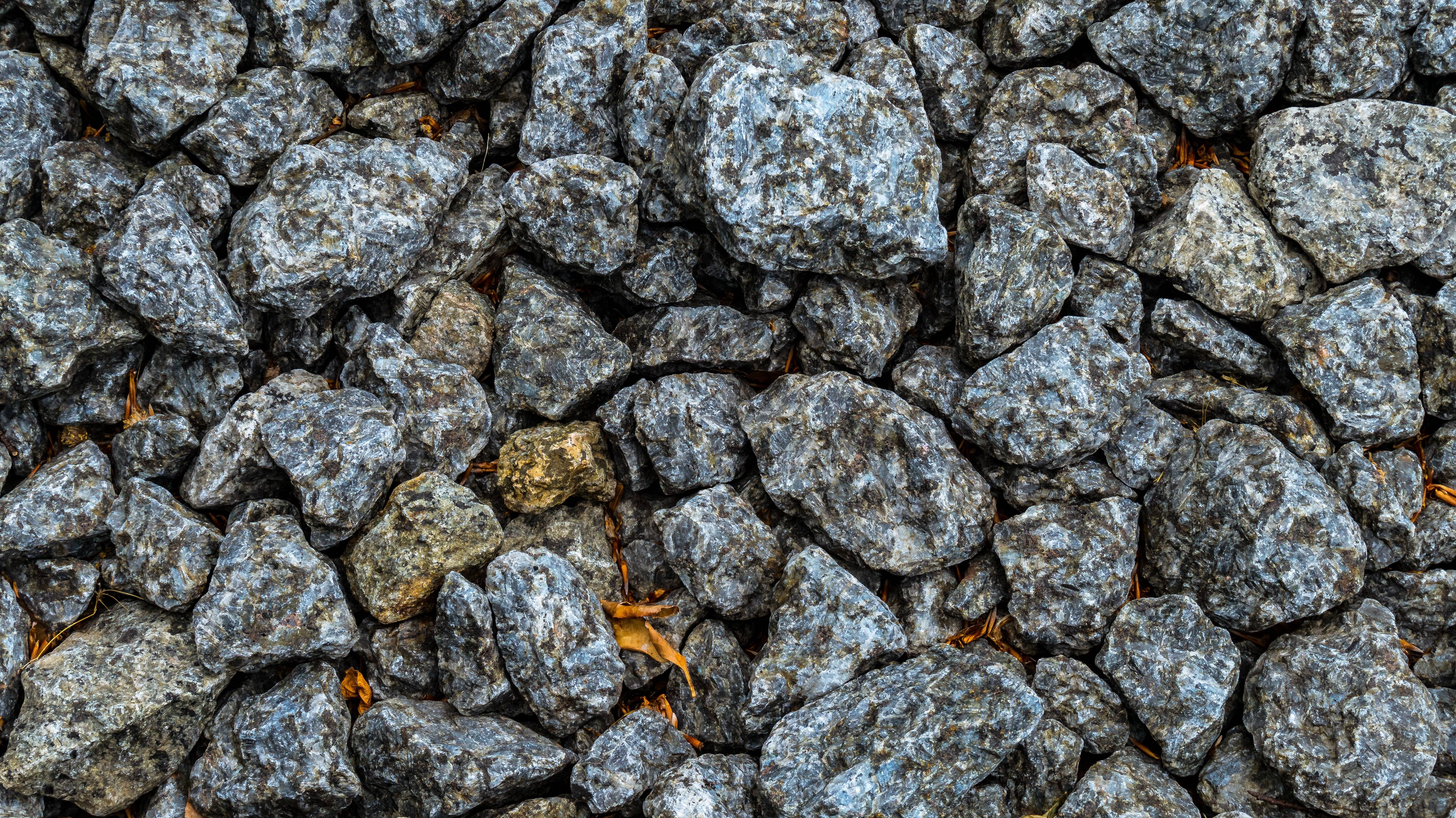 Close-up texture of grey gravel stones HD Wallpaper