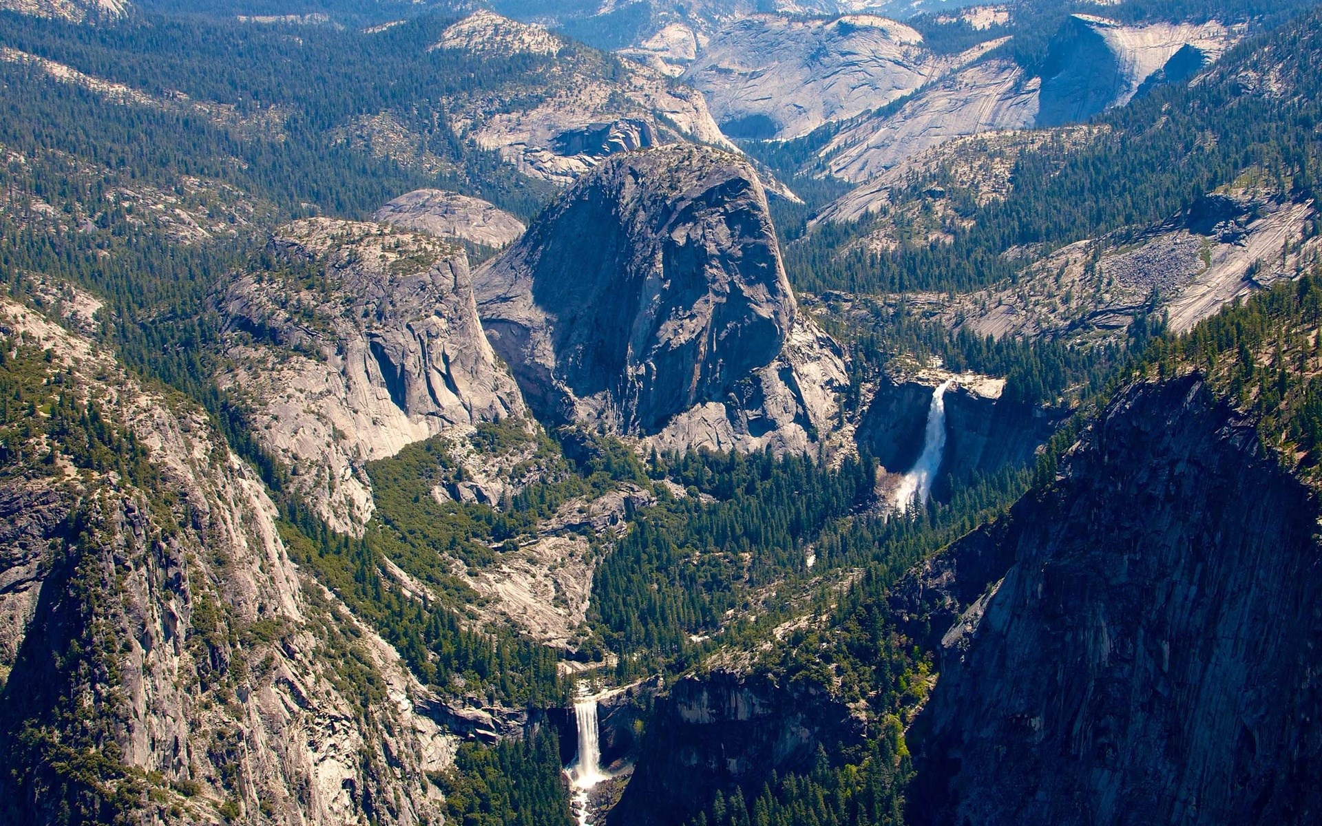 Yosemite National Park with waterfalls and granite cliffs HD Wallpaper