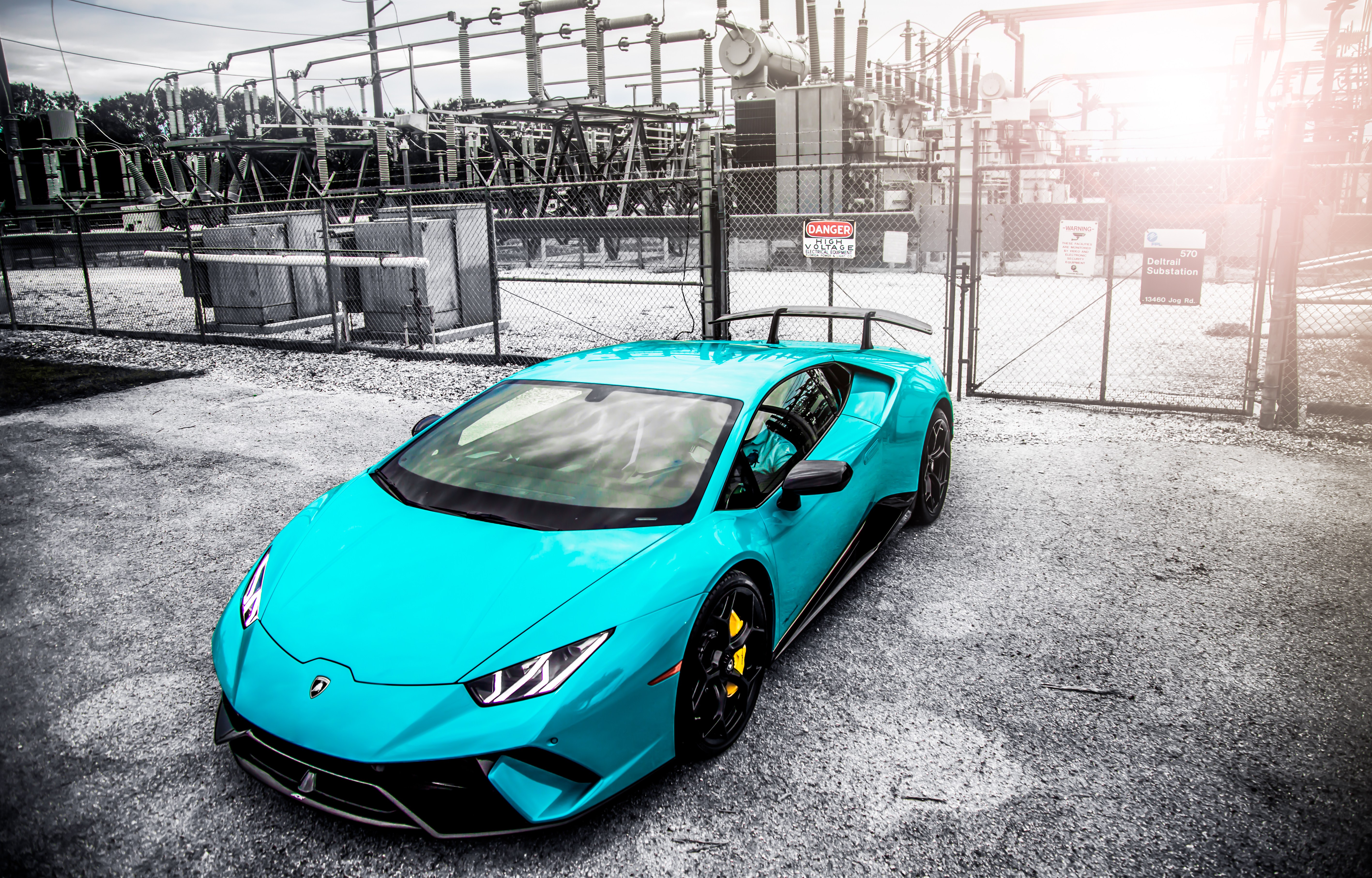 Turquoise Lamborghini Huracan at Power Substation HD Wallpaper