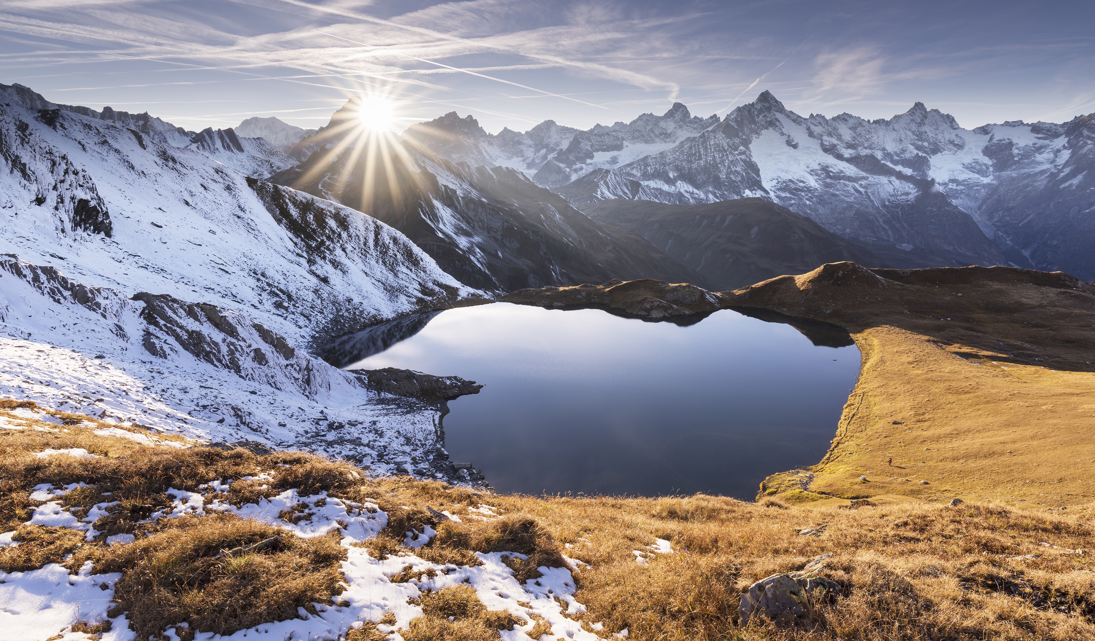 Lake and snow-capped mountains at sunrise HD Wallpaper