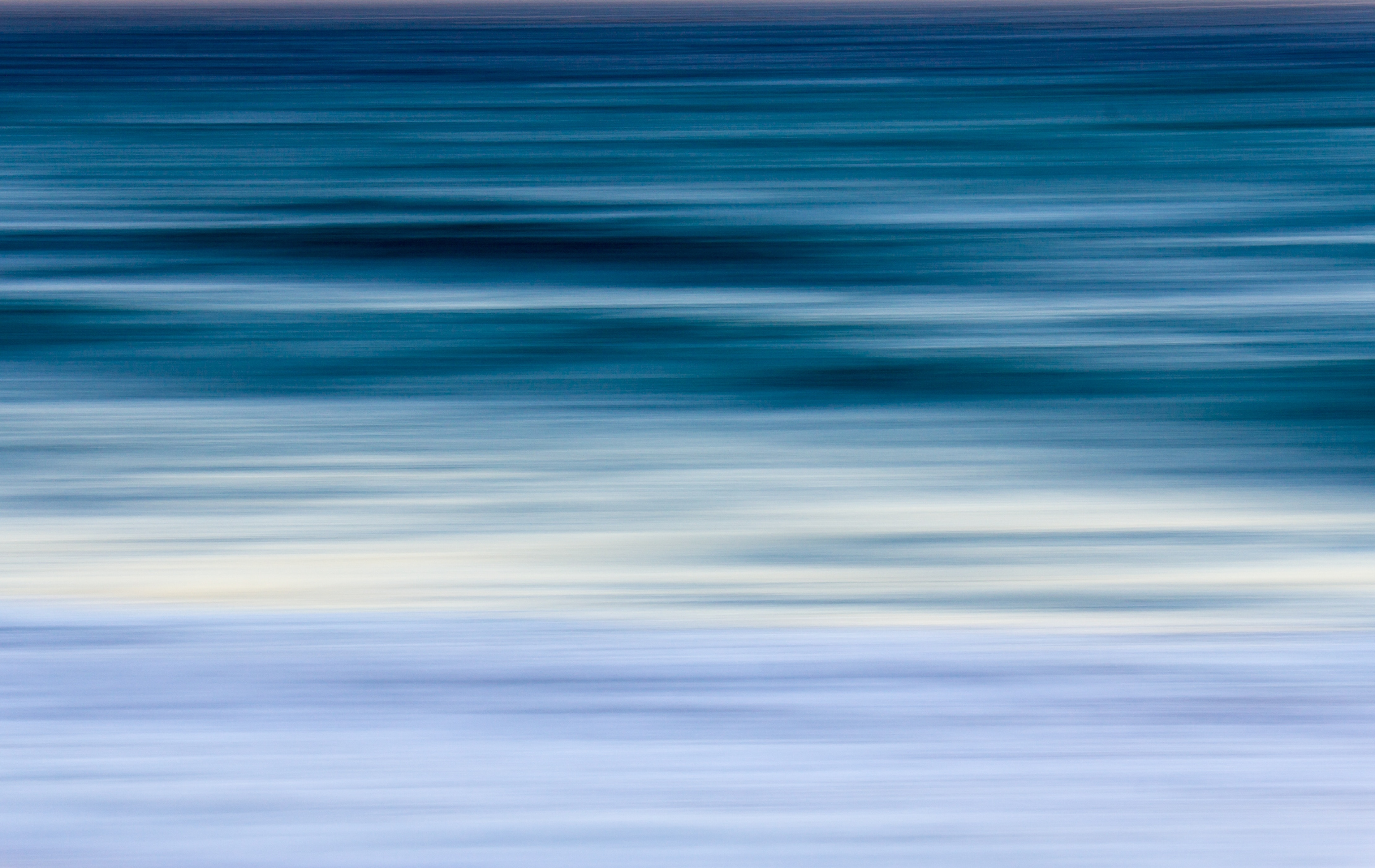Abstract horizontal lines of blue and white HD Wallpaper