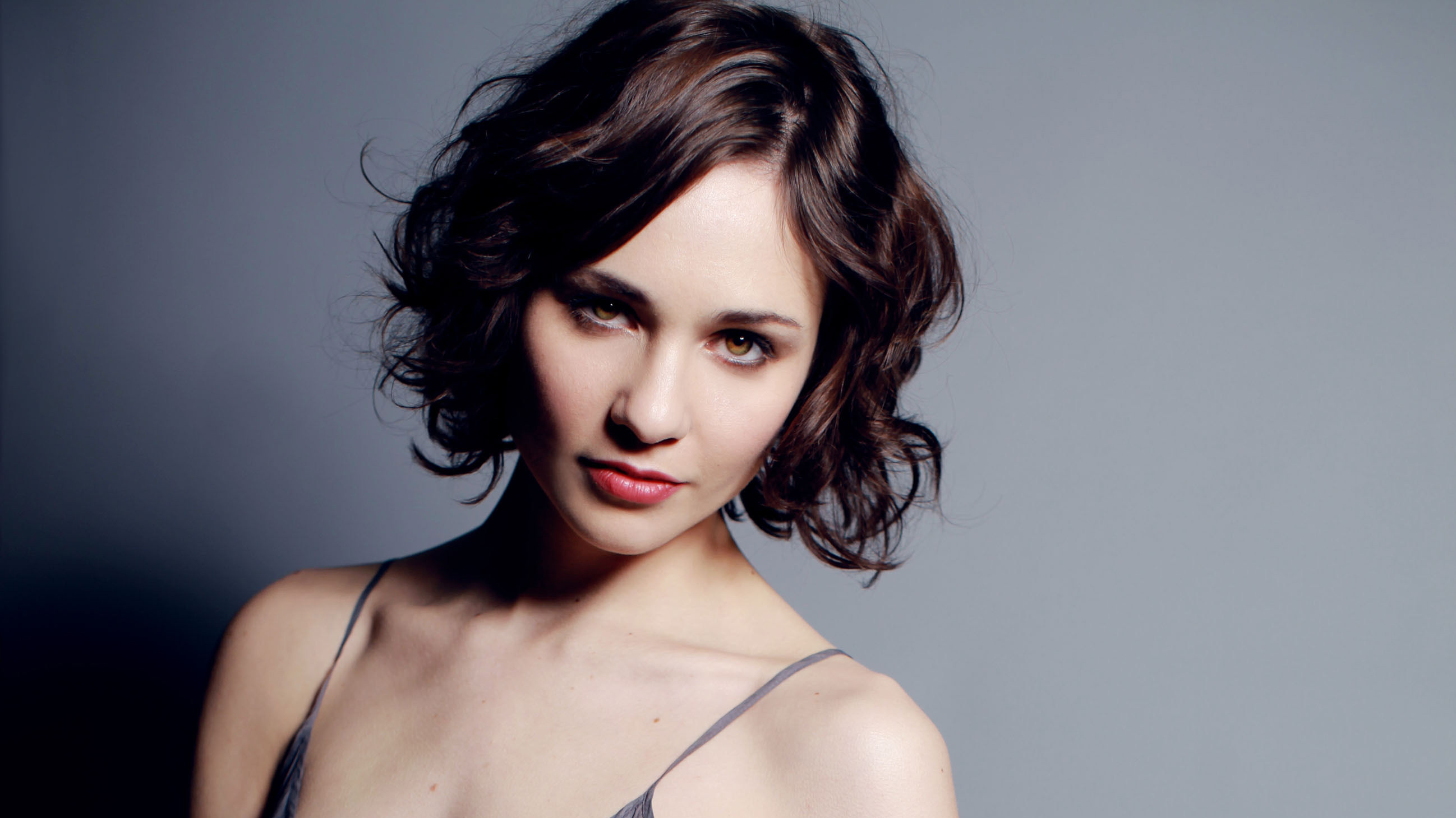 Tuppence Middleton portrait HD Wallpaper