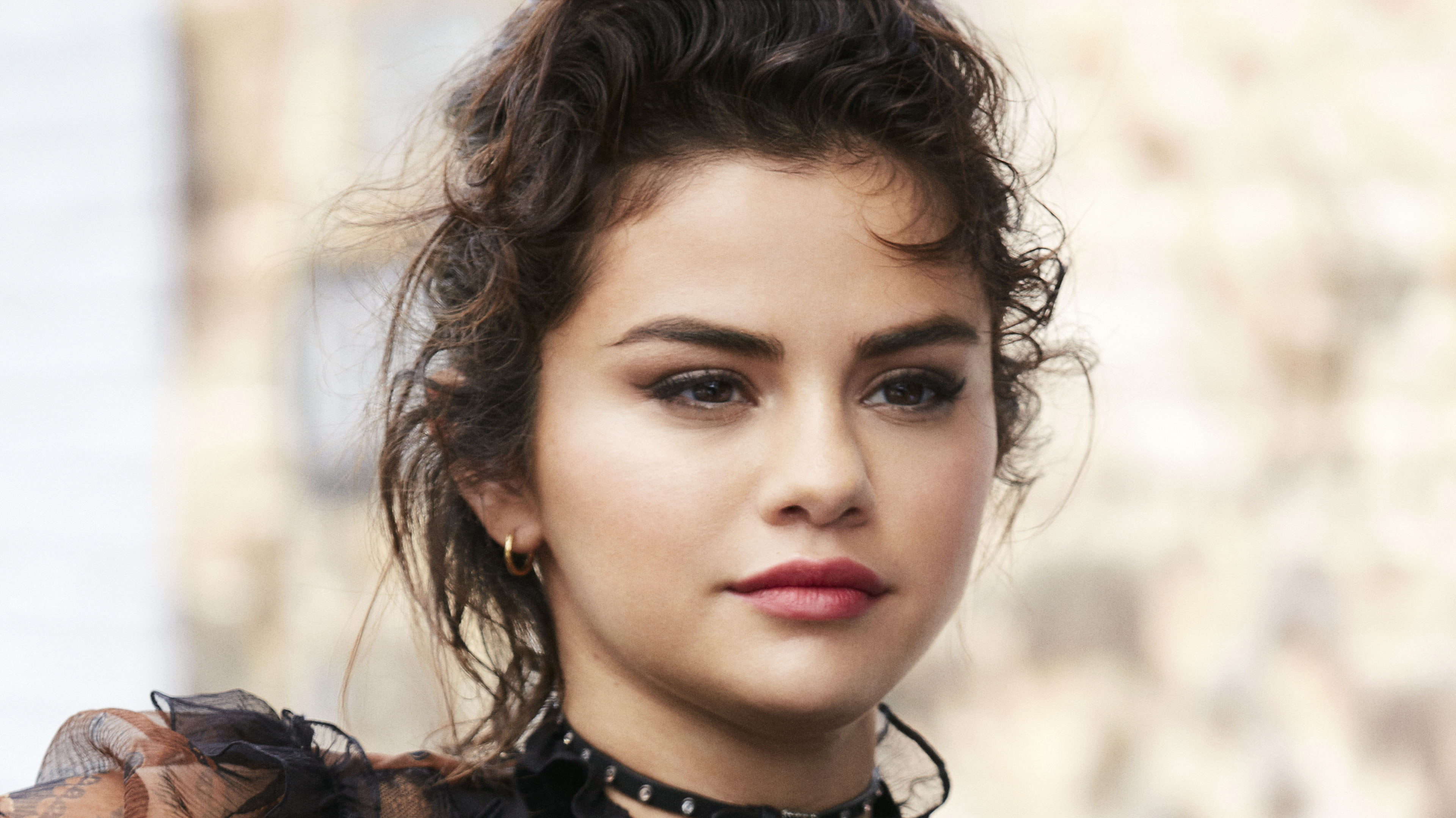 Selena Gomez 4K HD Wallpaper