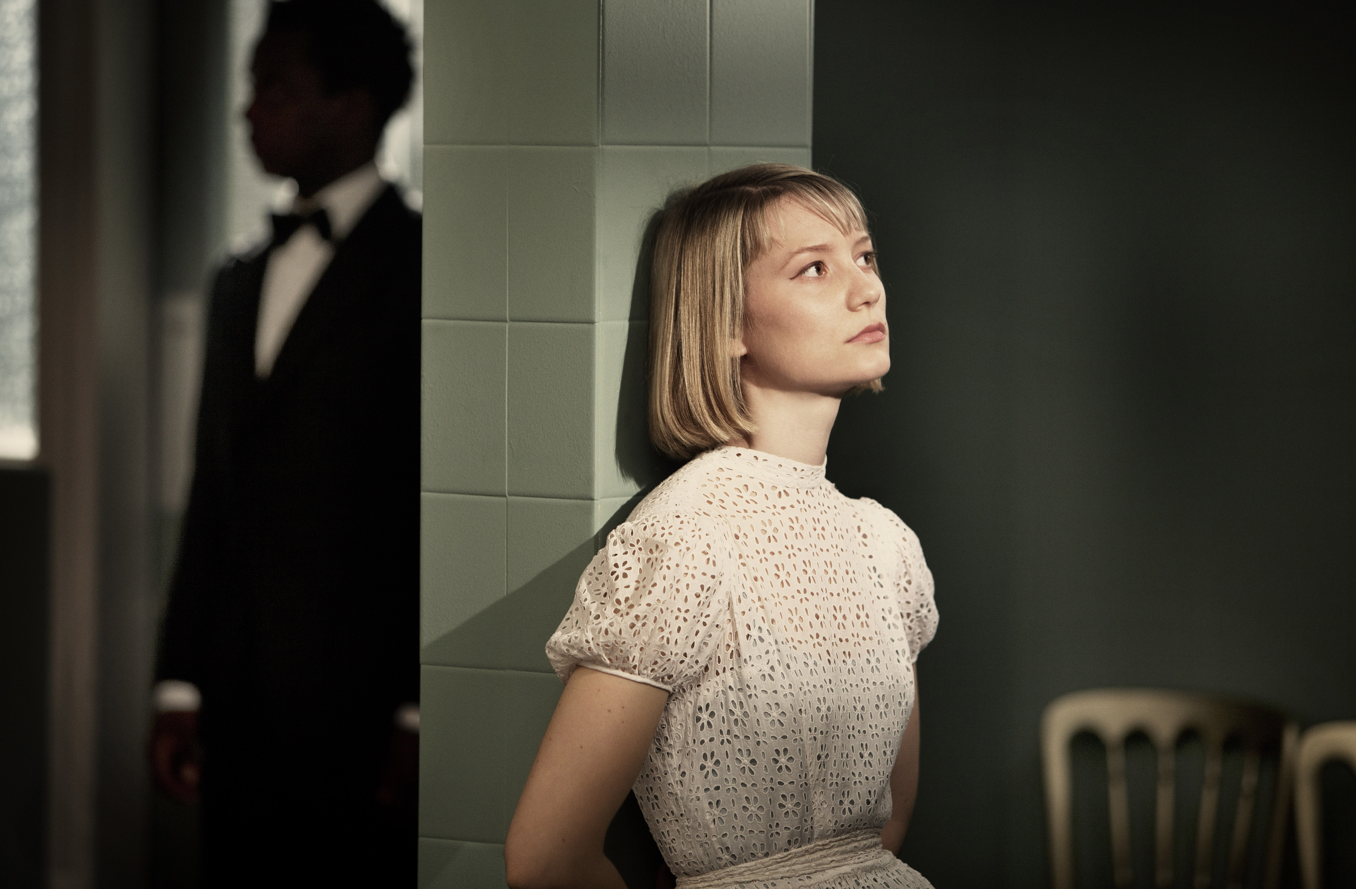 Mia Wasikowska in a white dress HD Wallpaper