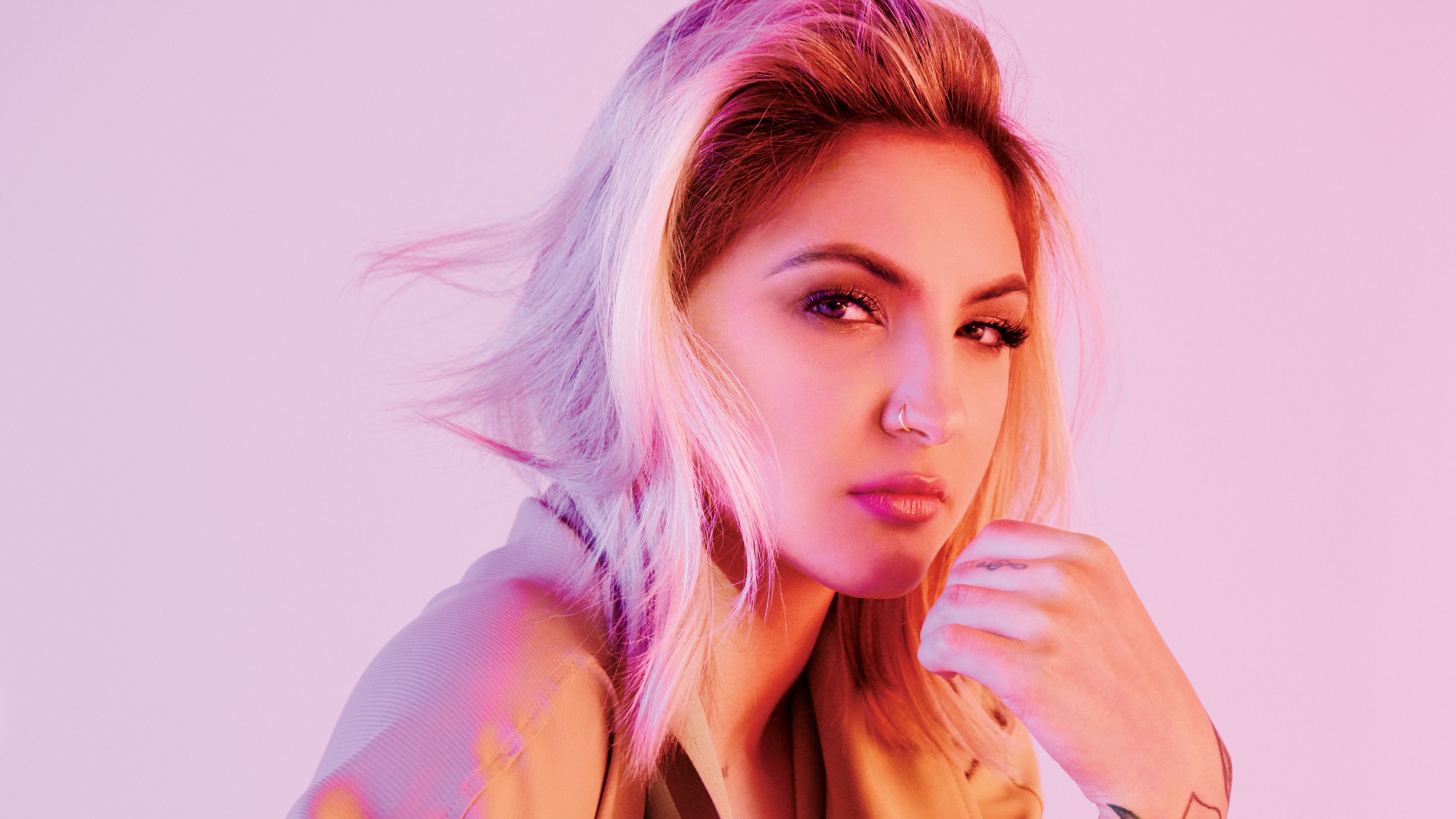Julia Michaels singer 4K HD Wallpaper