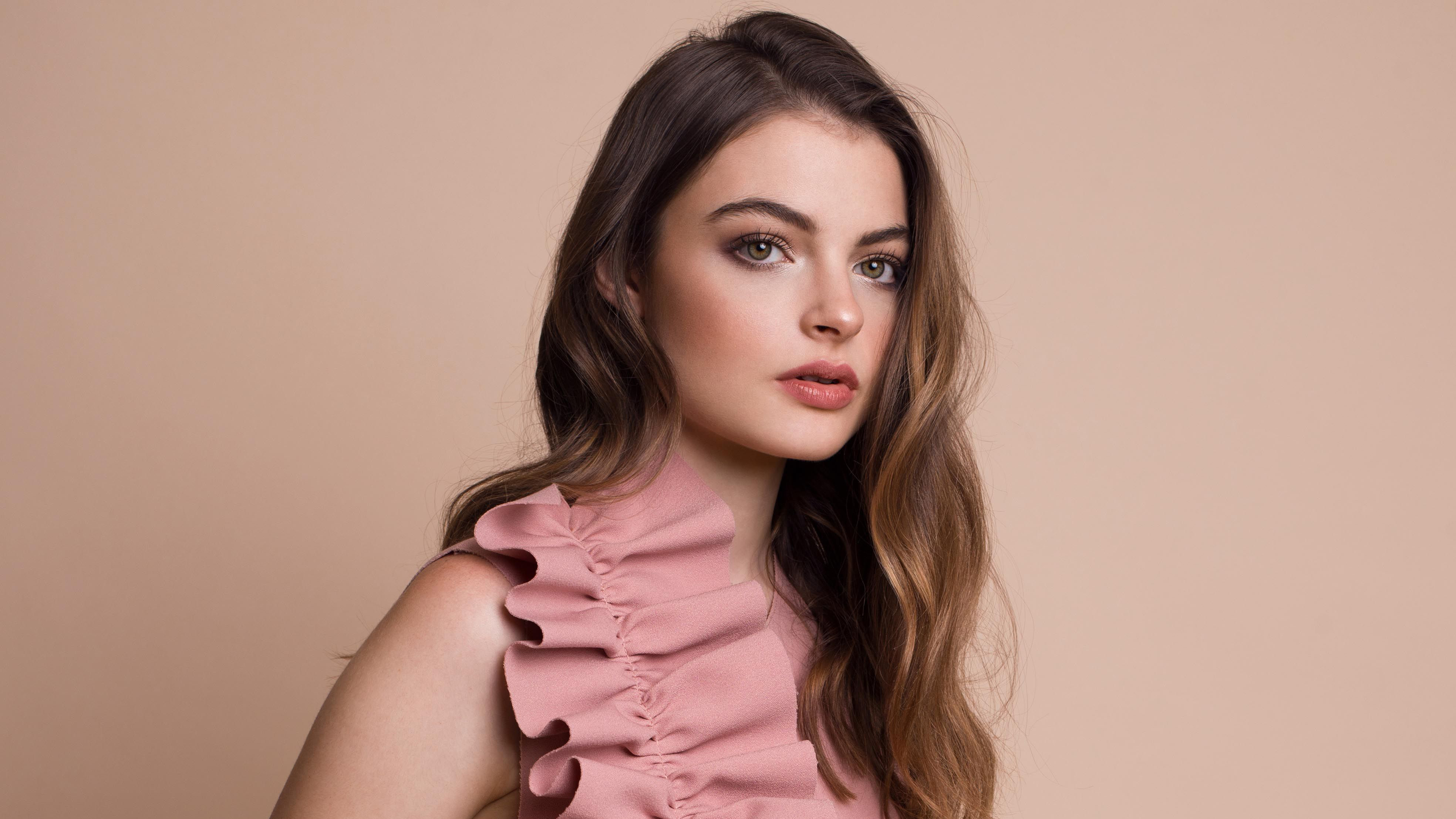 Tiarnie Coupland 4K HD Wallpaper