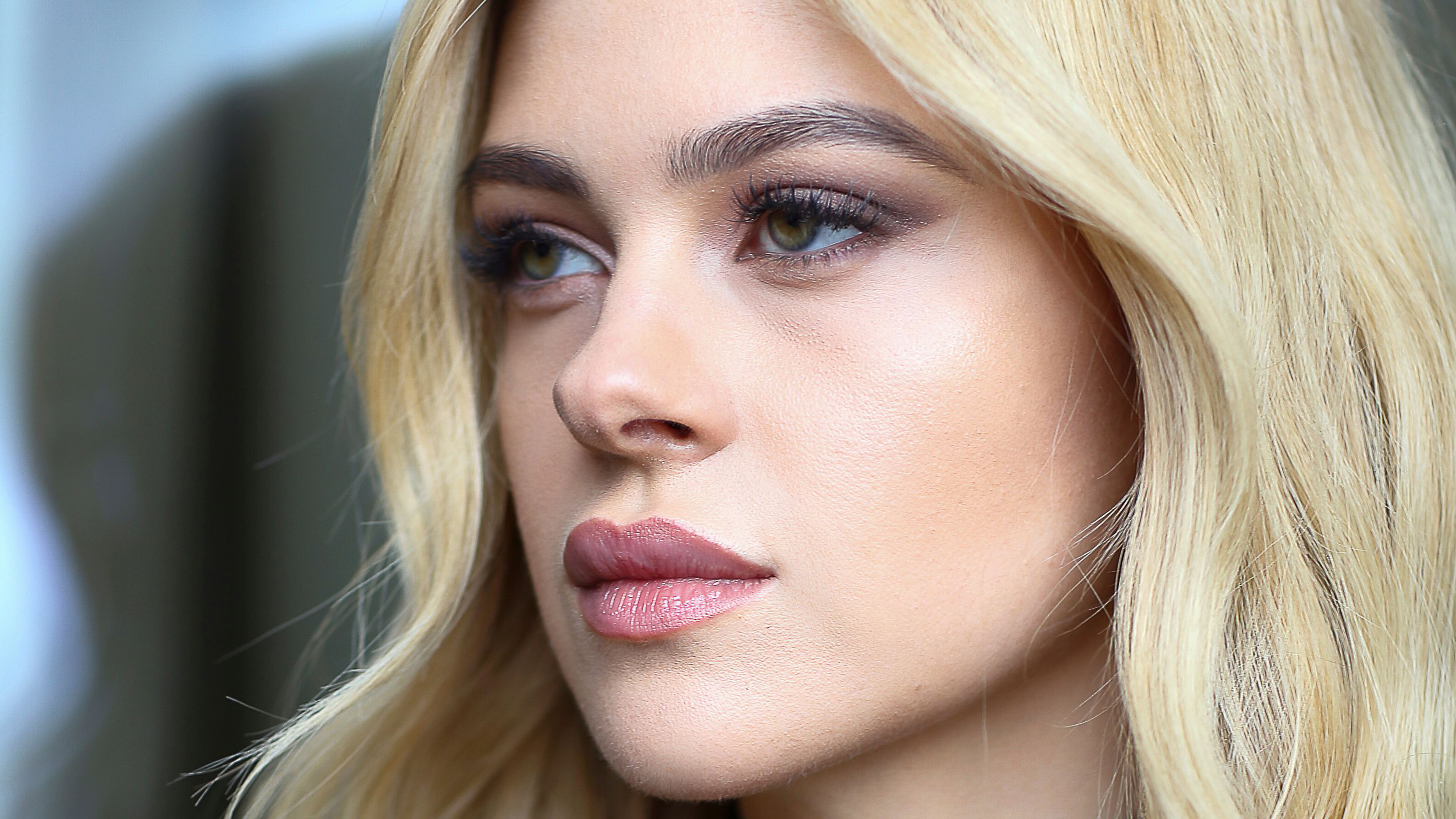 Nicola Peltz 4K portrait HD Wallpaper