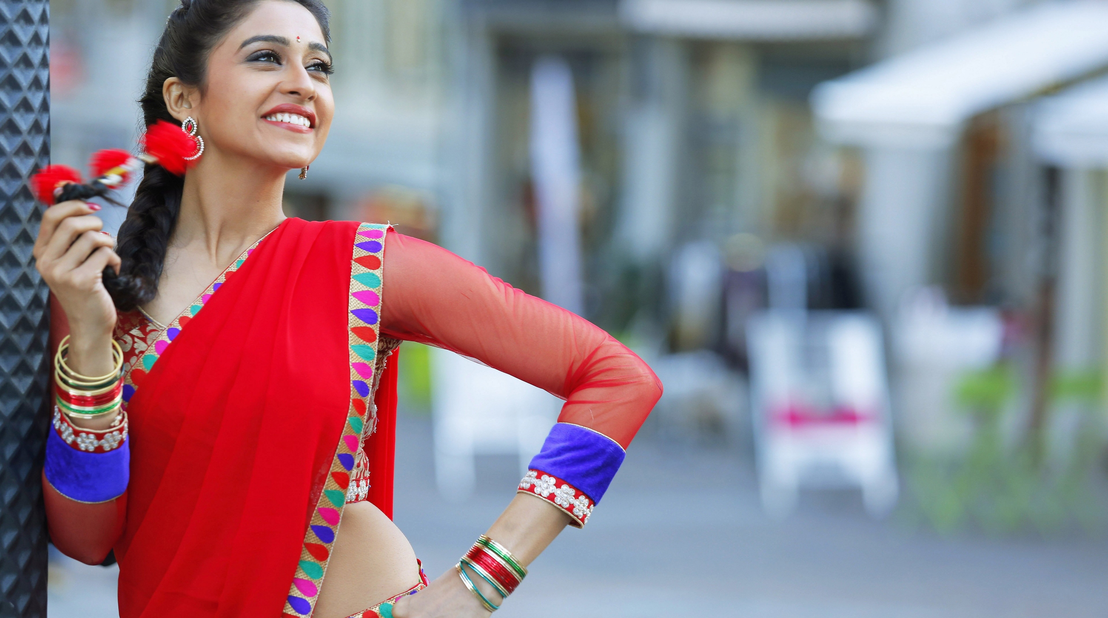 Regina Cassandra in Red Saree 4K HD Wallpaper