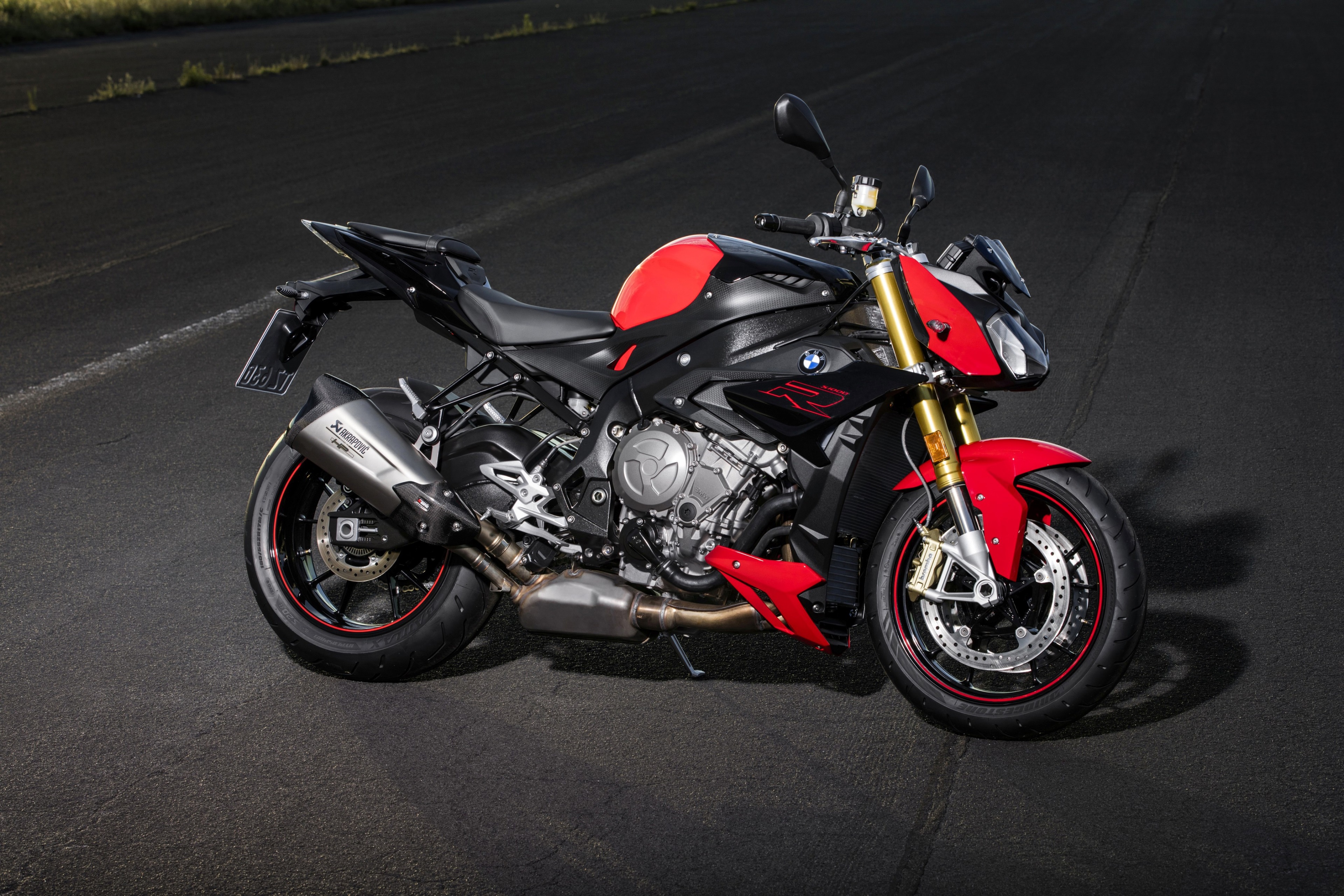 BMW S1000R motorcycle 4K HD Wallpaper