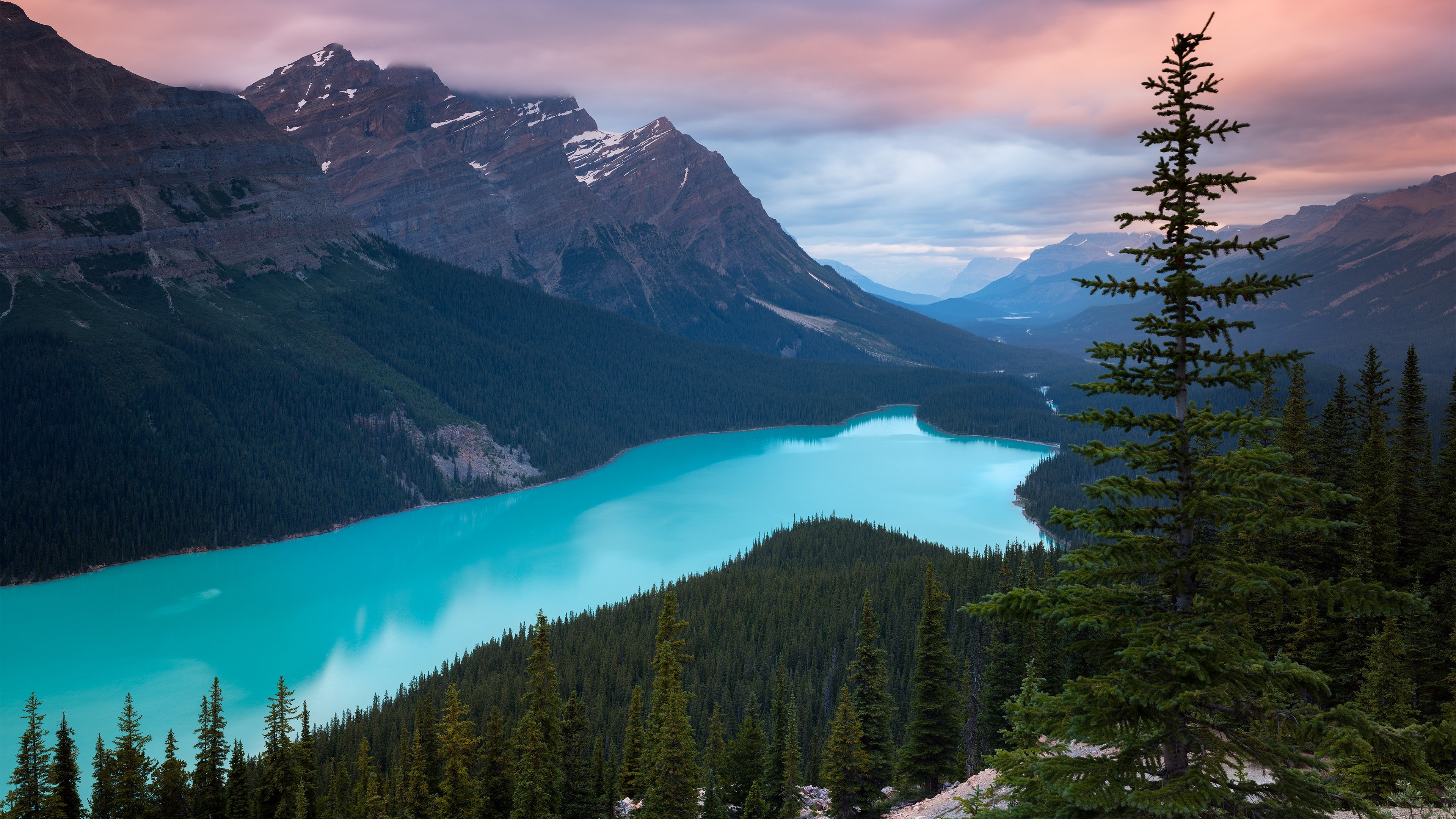 Turquoise lake and mountains 4K HD Wallpaper