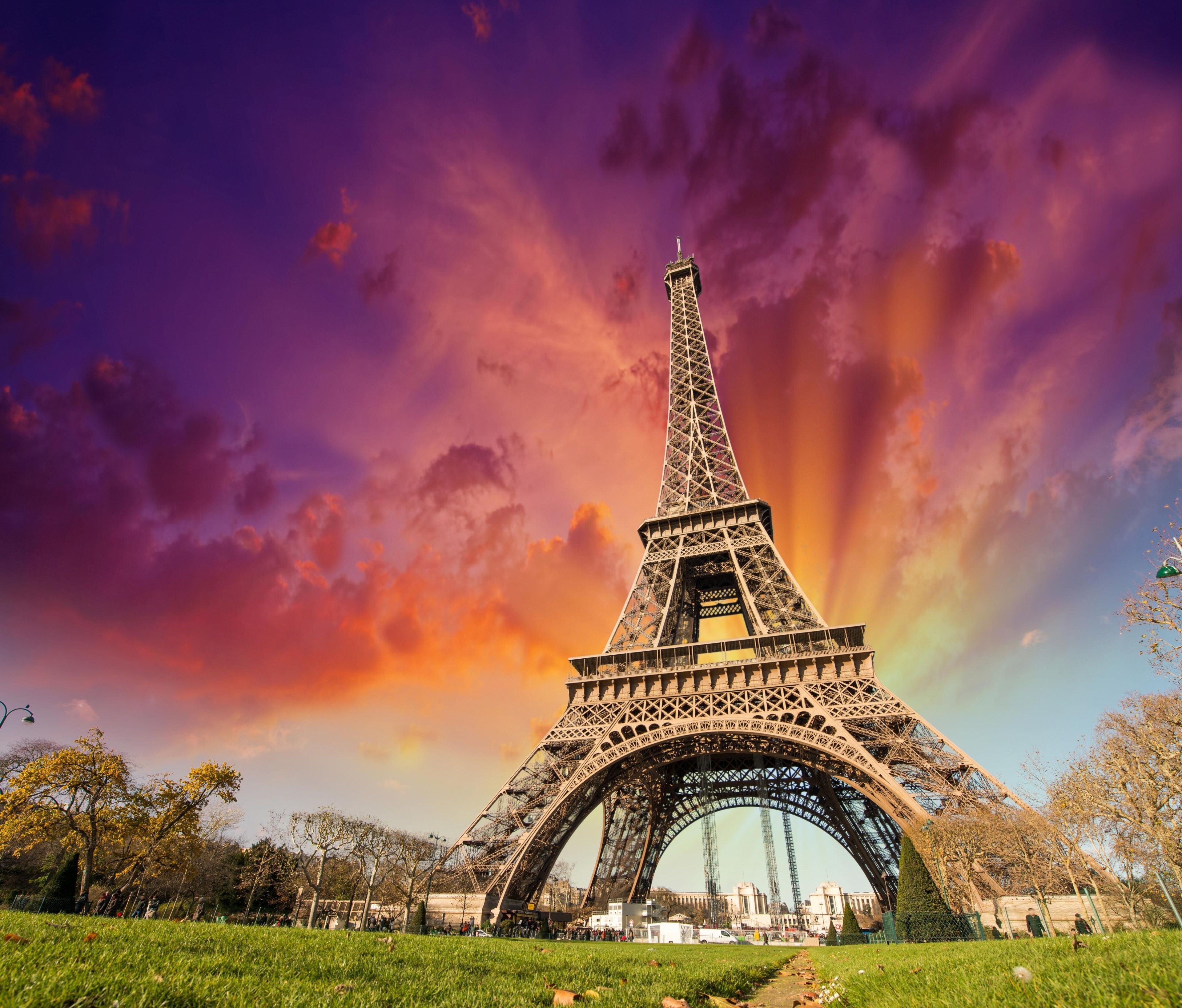 Eiffel Tower 4K HD Wallpaper