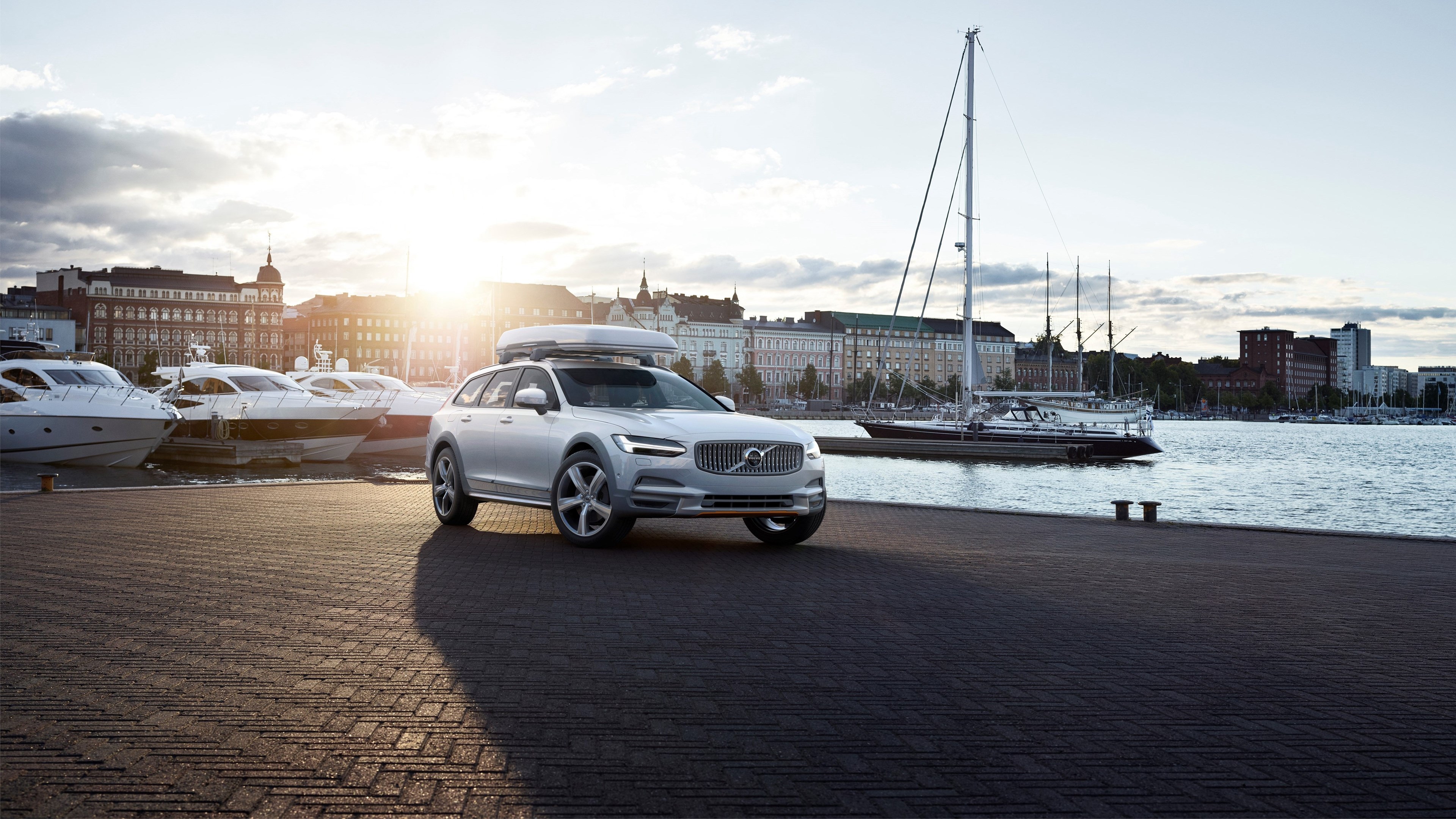 Volvo V90 Cross Country 4K HD Wallpaper