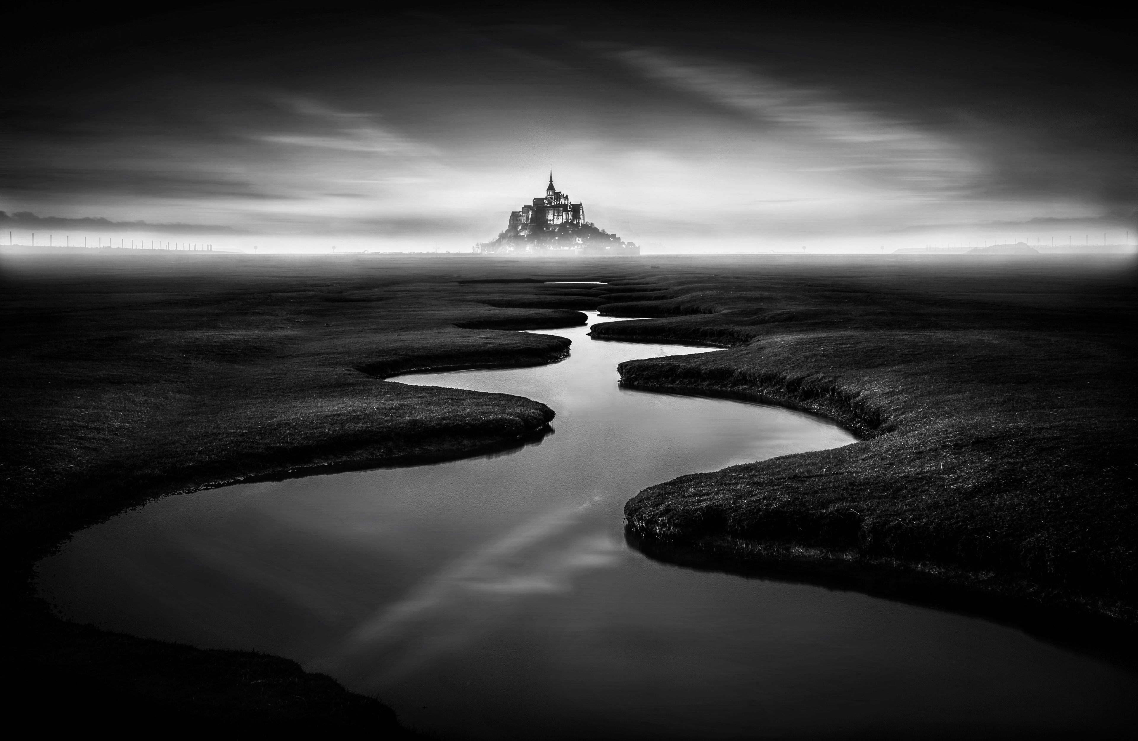 Mont Saint Michel at Dusk HD Wallpaper