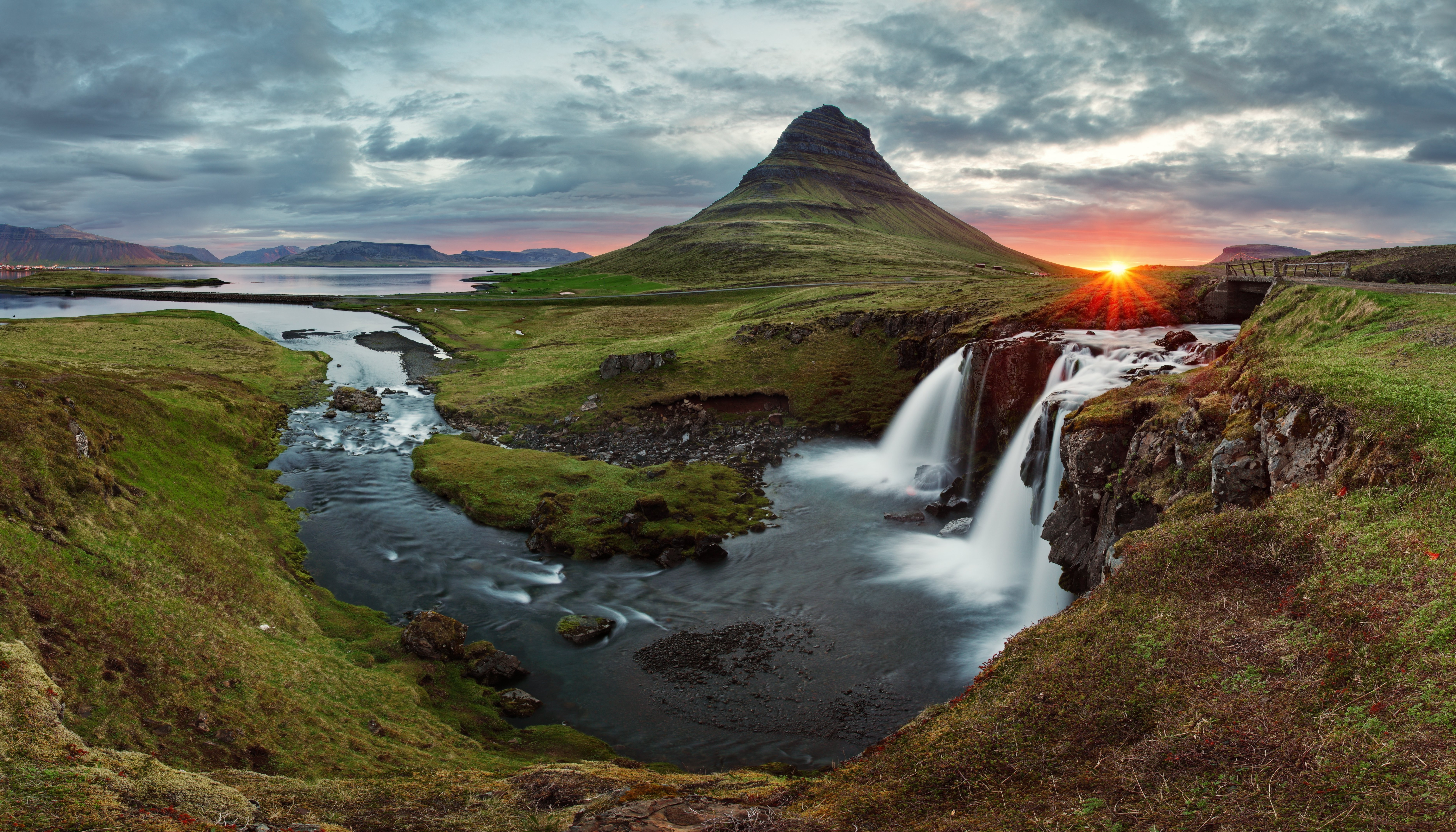Kirkjufell mountain and waterfall at sunset in Iceland HD Wallpaper