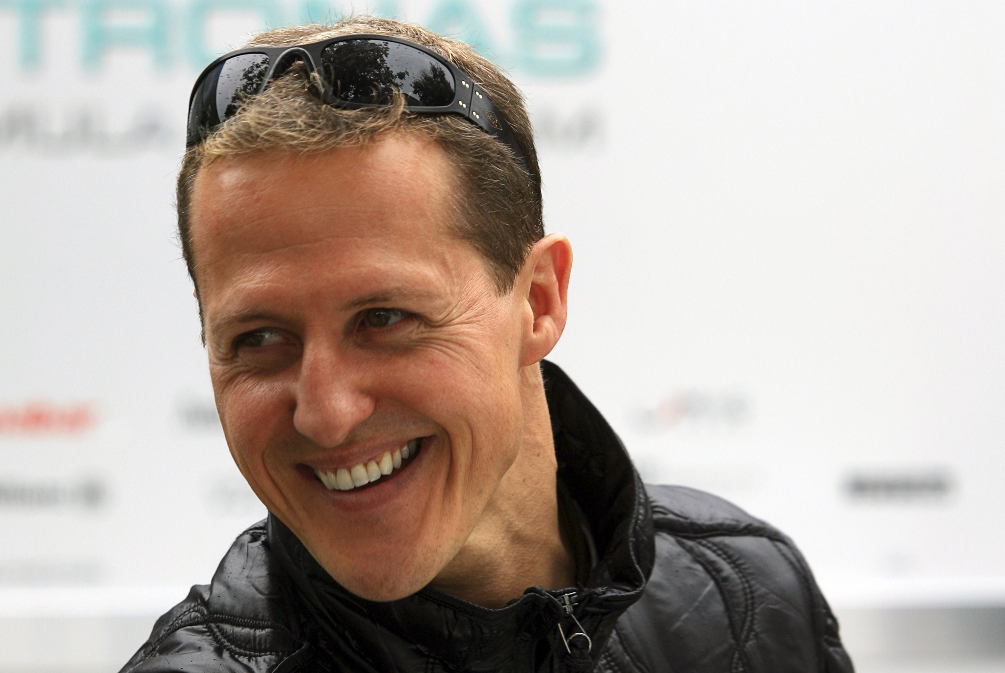 Michael Schumacher wearing sunglasses HD Wallpaper