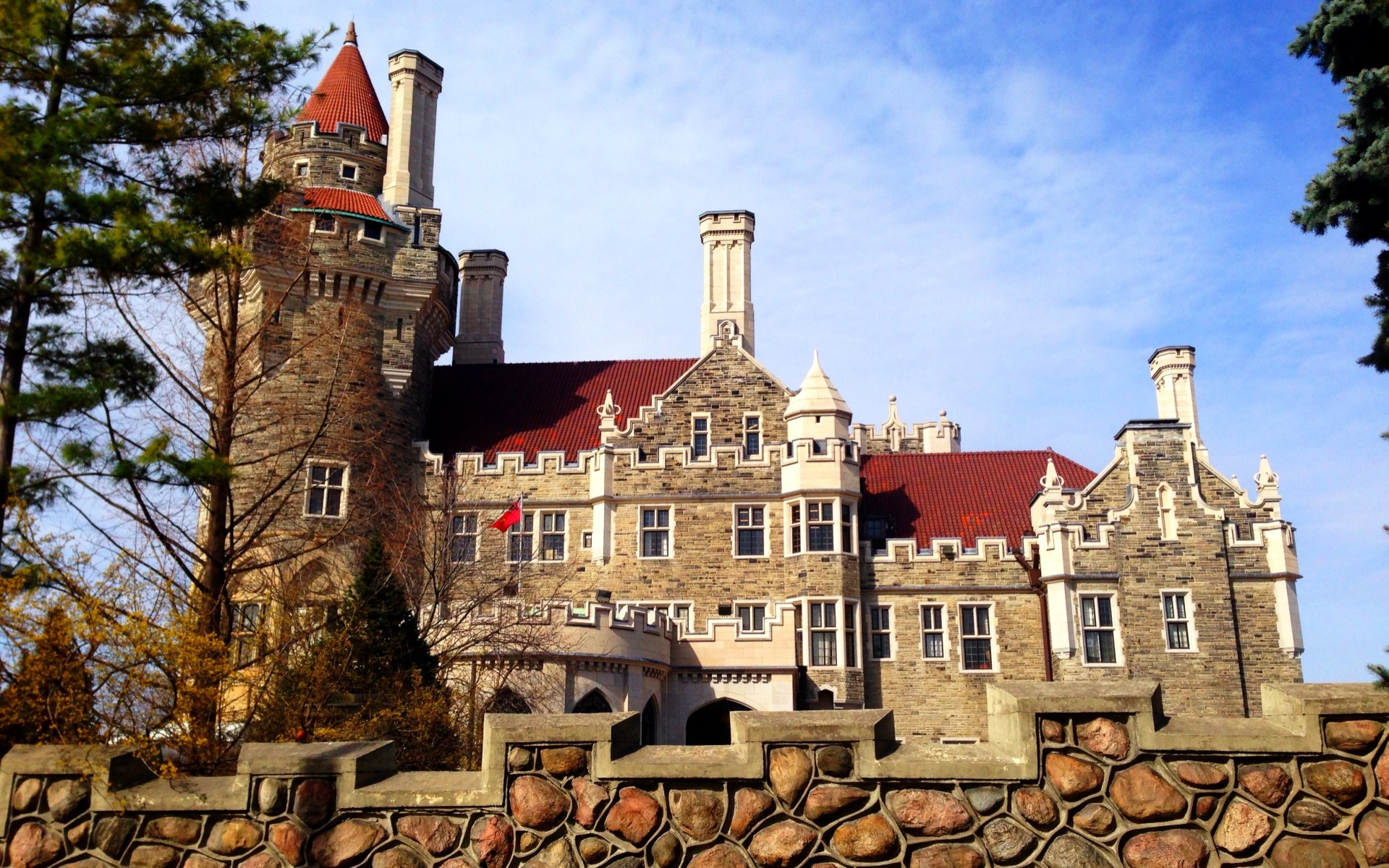 Casa Loma Castle with Stone Wall HD Wallpaper