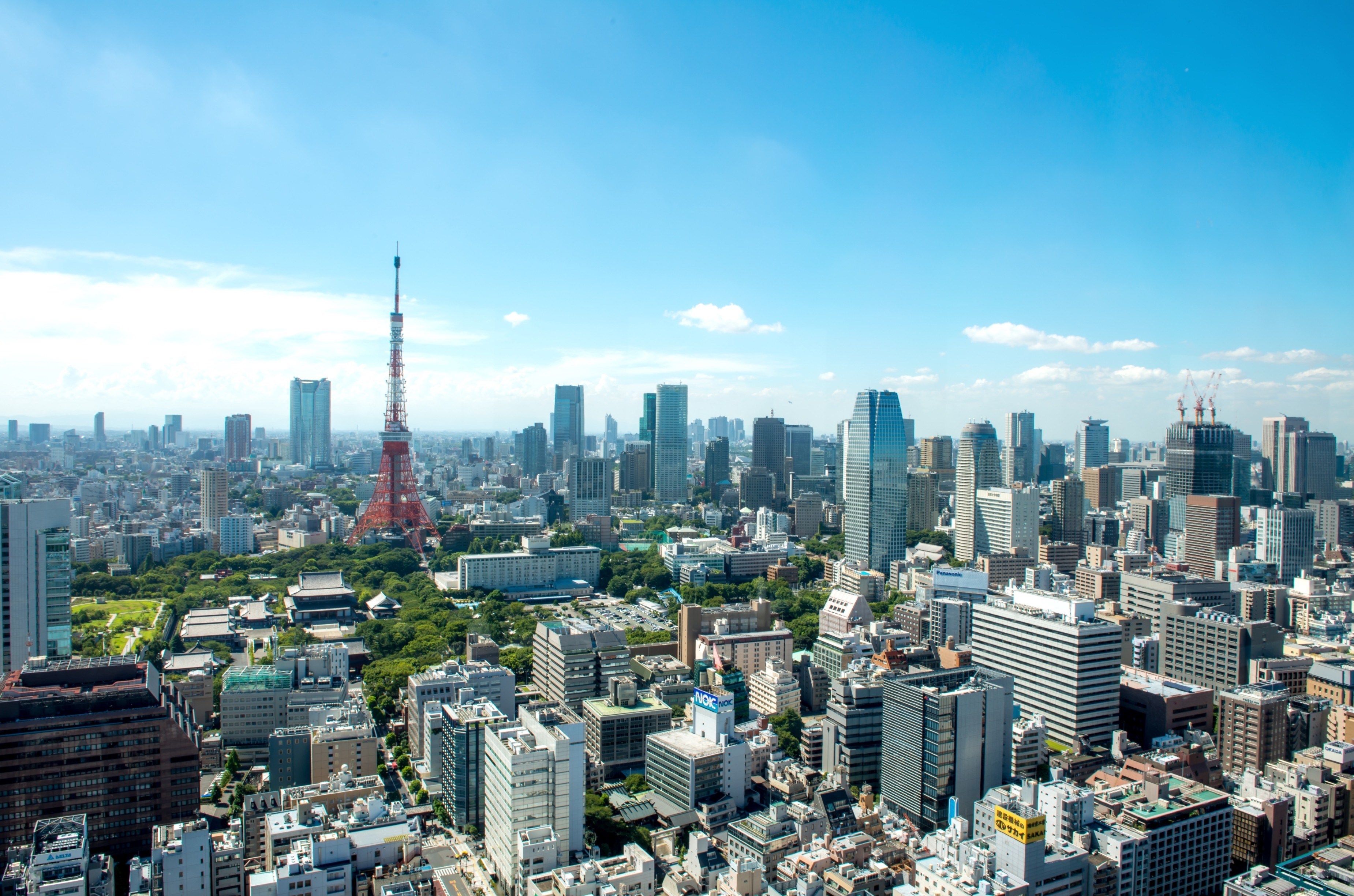 Tokyo cityscape with Tokyo Tower HD Wallpaper