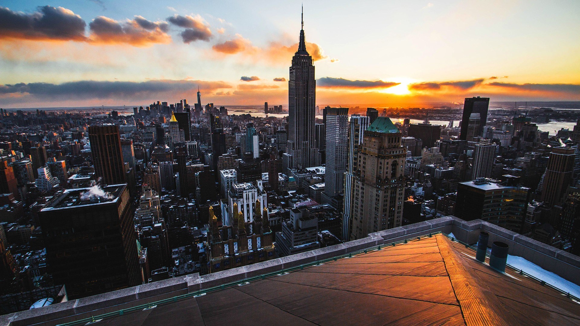 New York City Skyline at Sunset HD Wallpaper