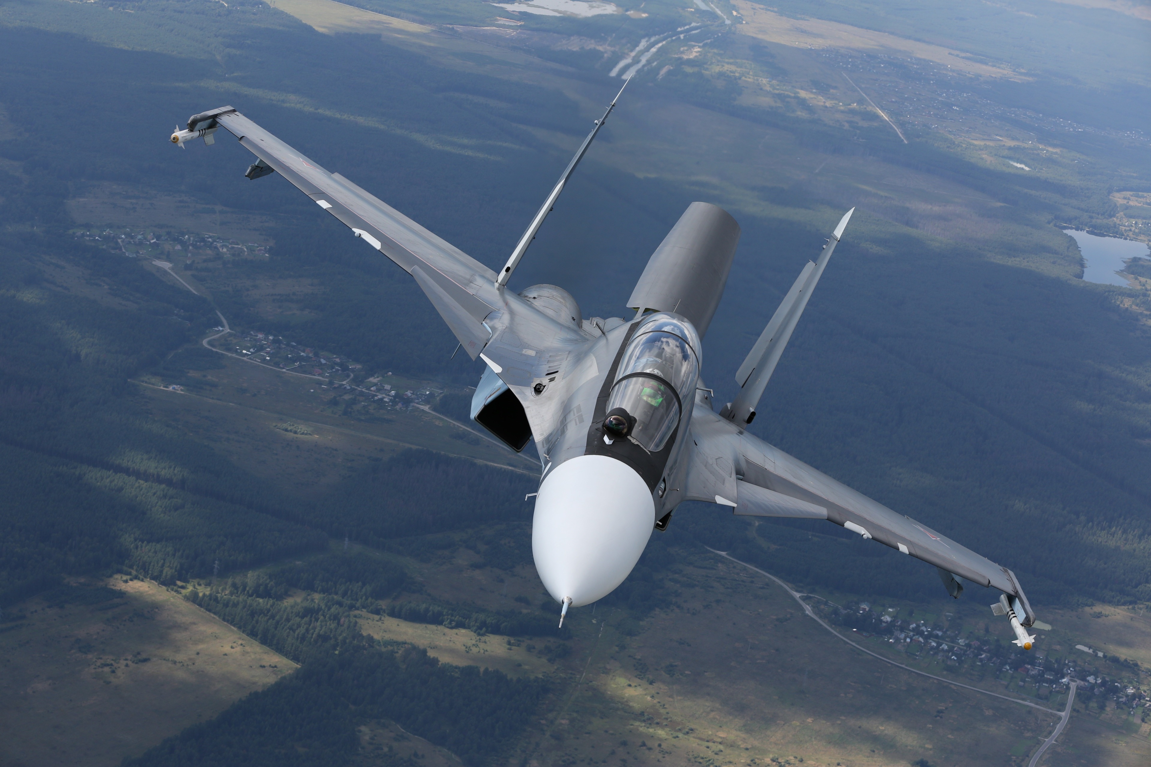 Sukhoi Su-30 fighter jet in flight HD Wallpaper