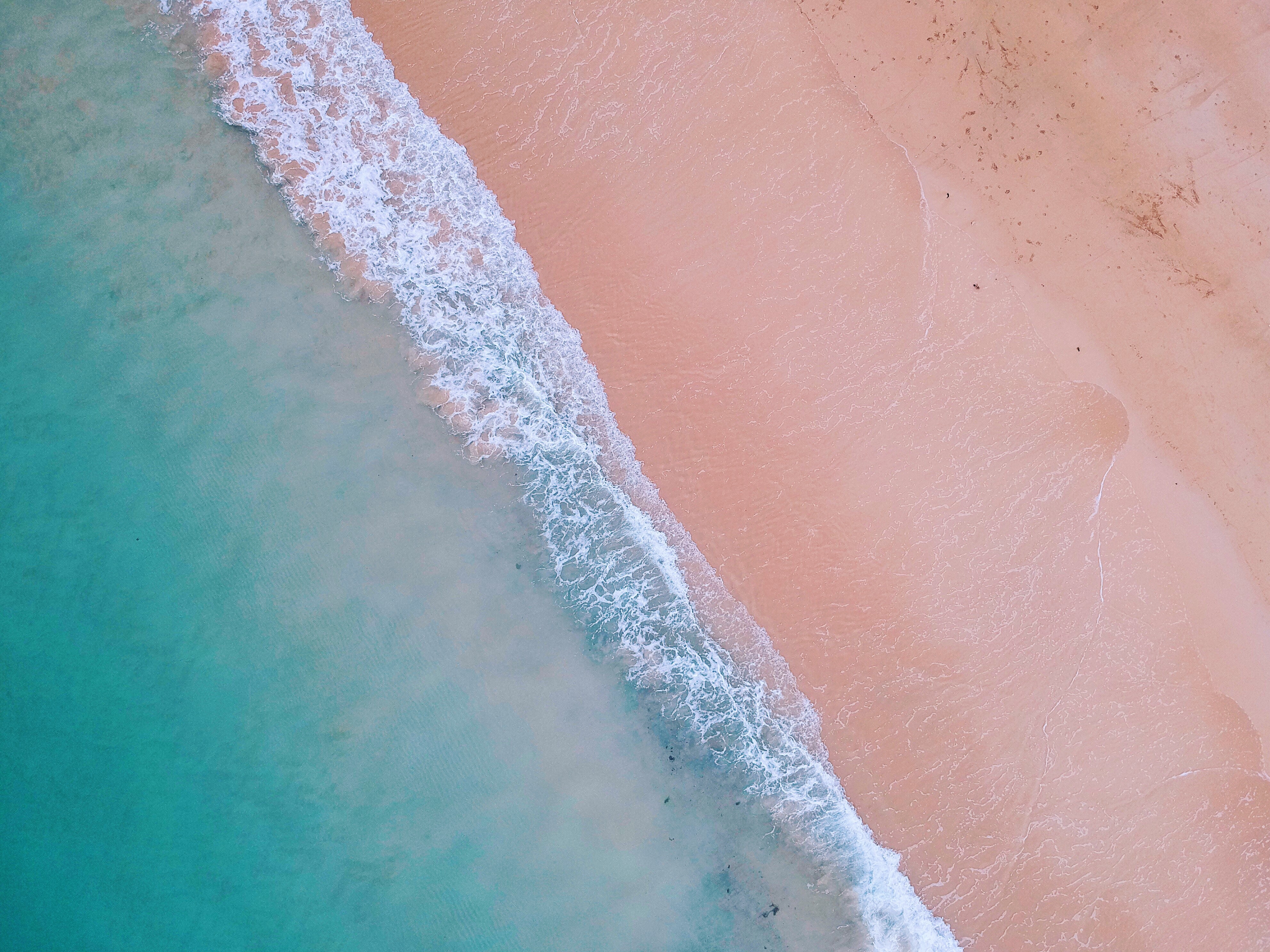 Aerial view of Shek O Beach shoreline in Hong Kong HD Wallpaper