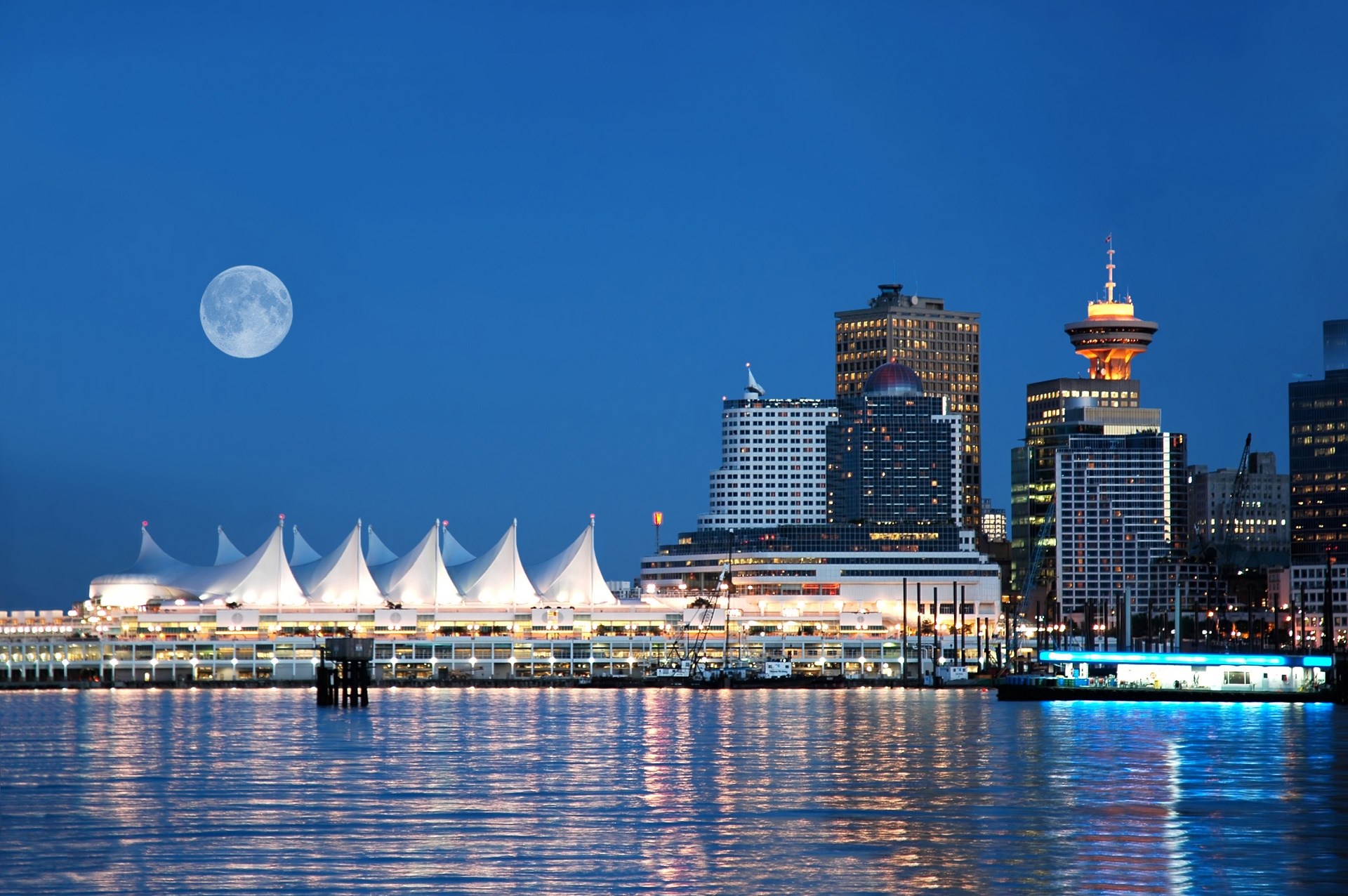 Vancouver skyline with Canada Place and moon HD Wallpaper