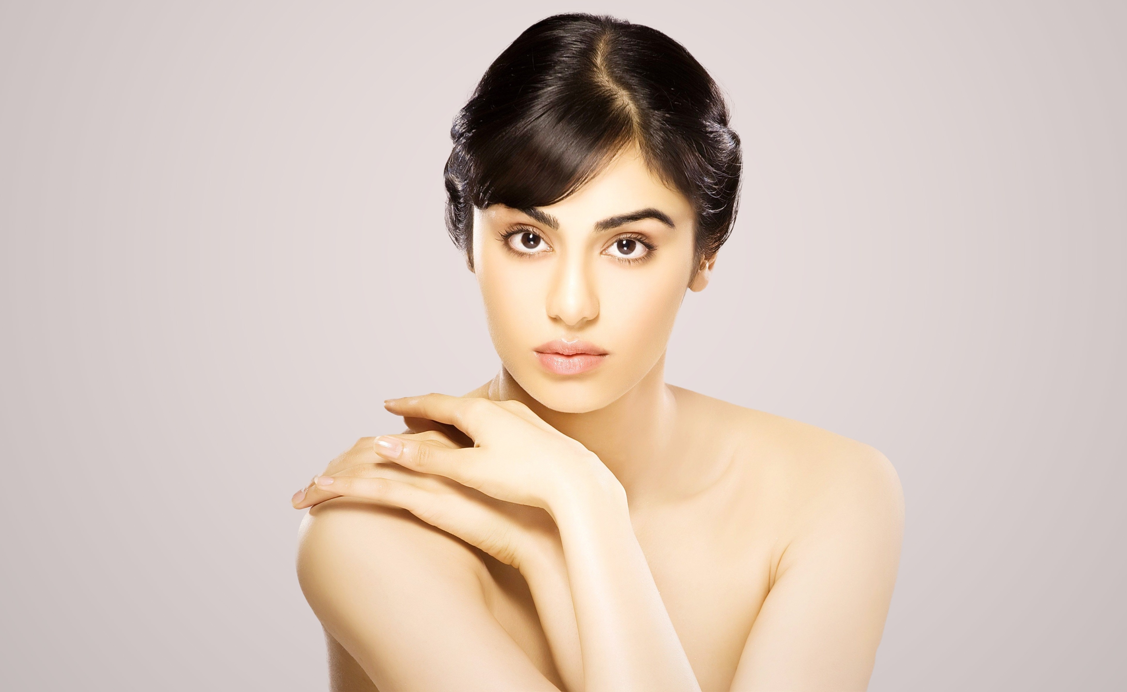 Adah Sharma 4K HD Wallpaper