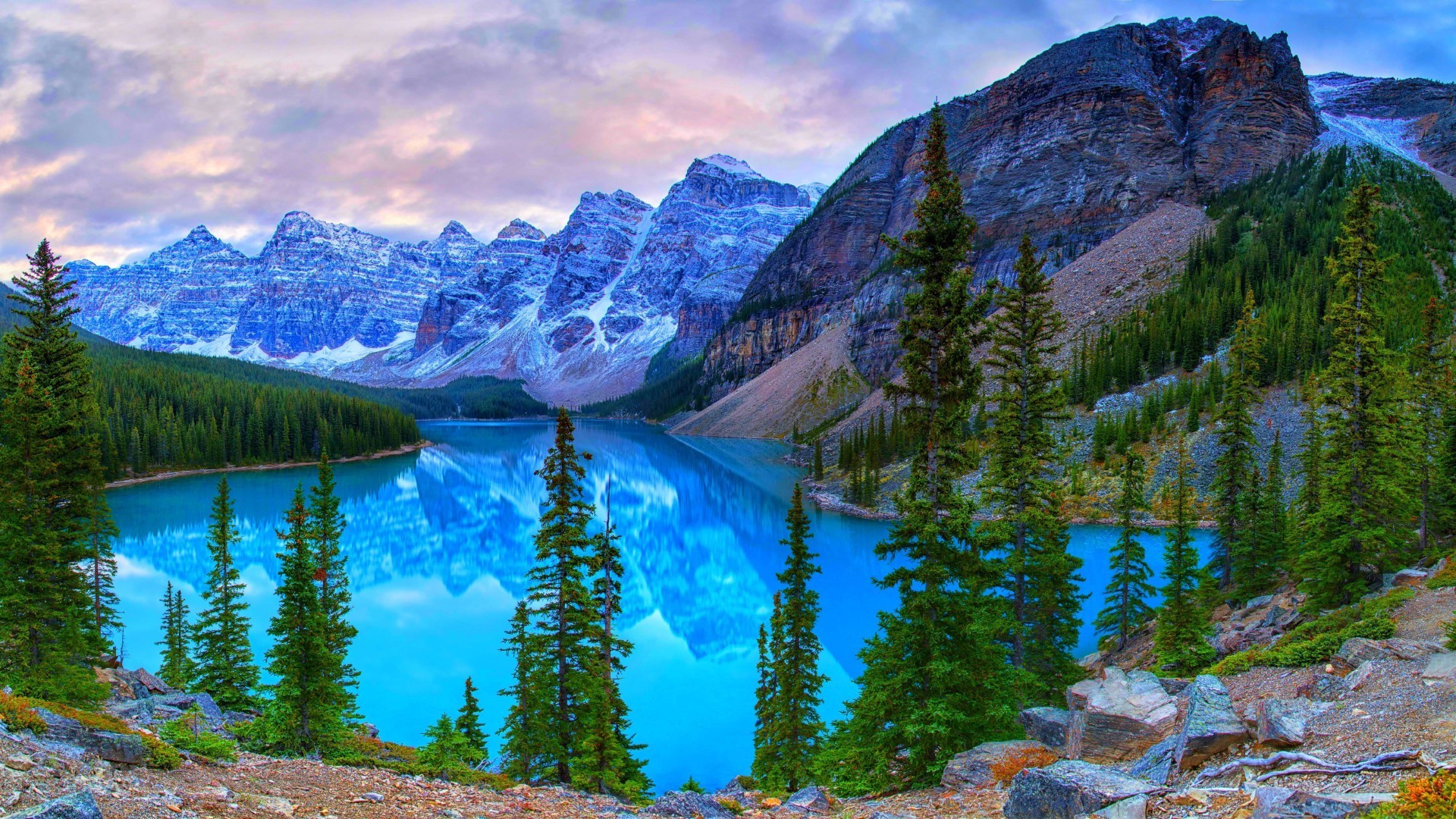 Serene Mountain Lake with Pine Trees HD Wallpaper