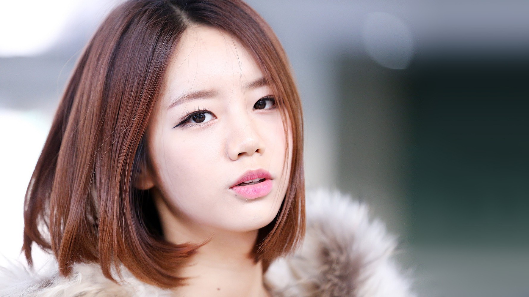 Lee Hyeri from K-pop group Girl's Day HD Wallpaper