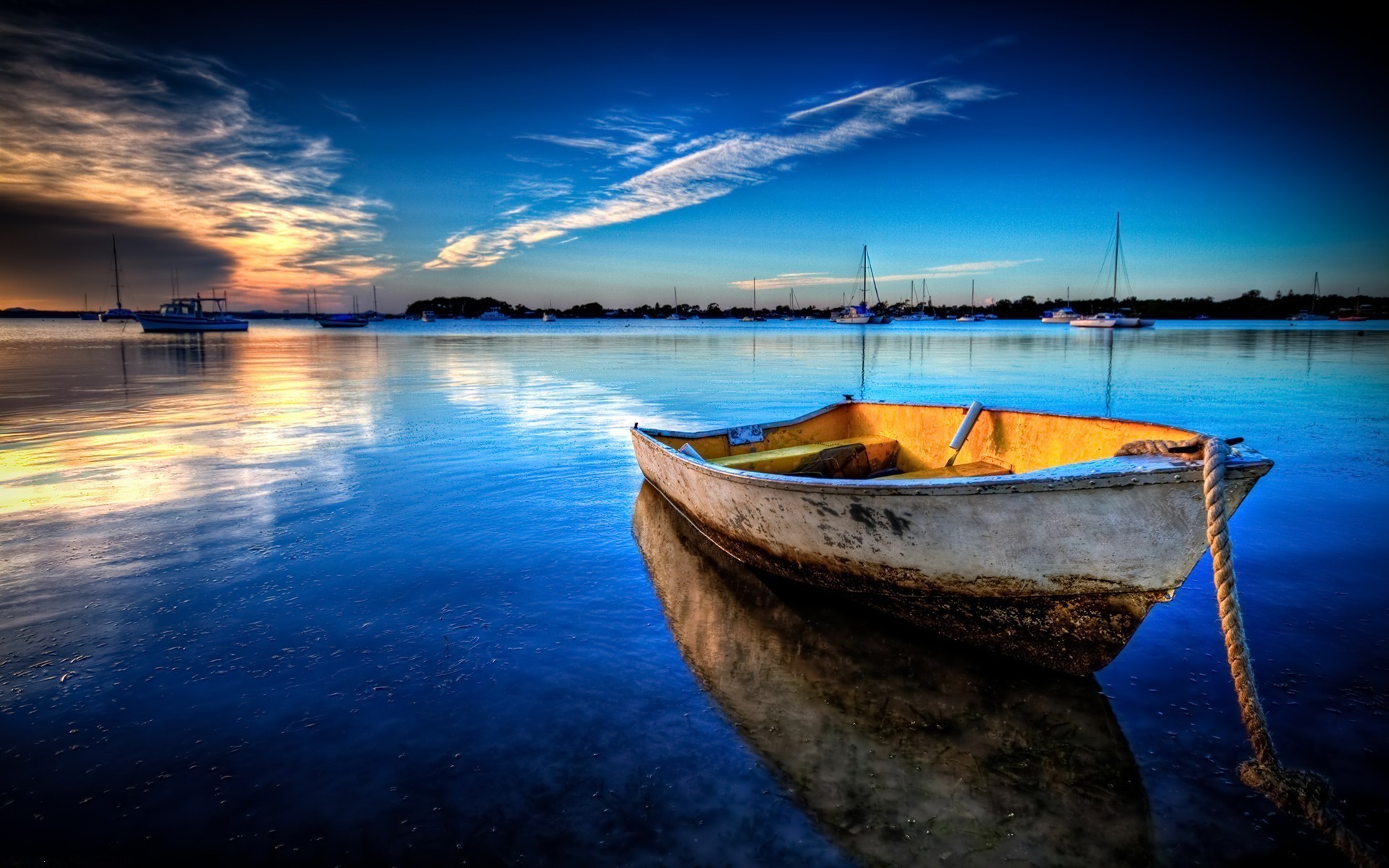 Boat on the water at sunset HD Wallpaper