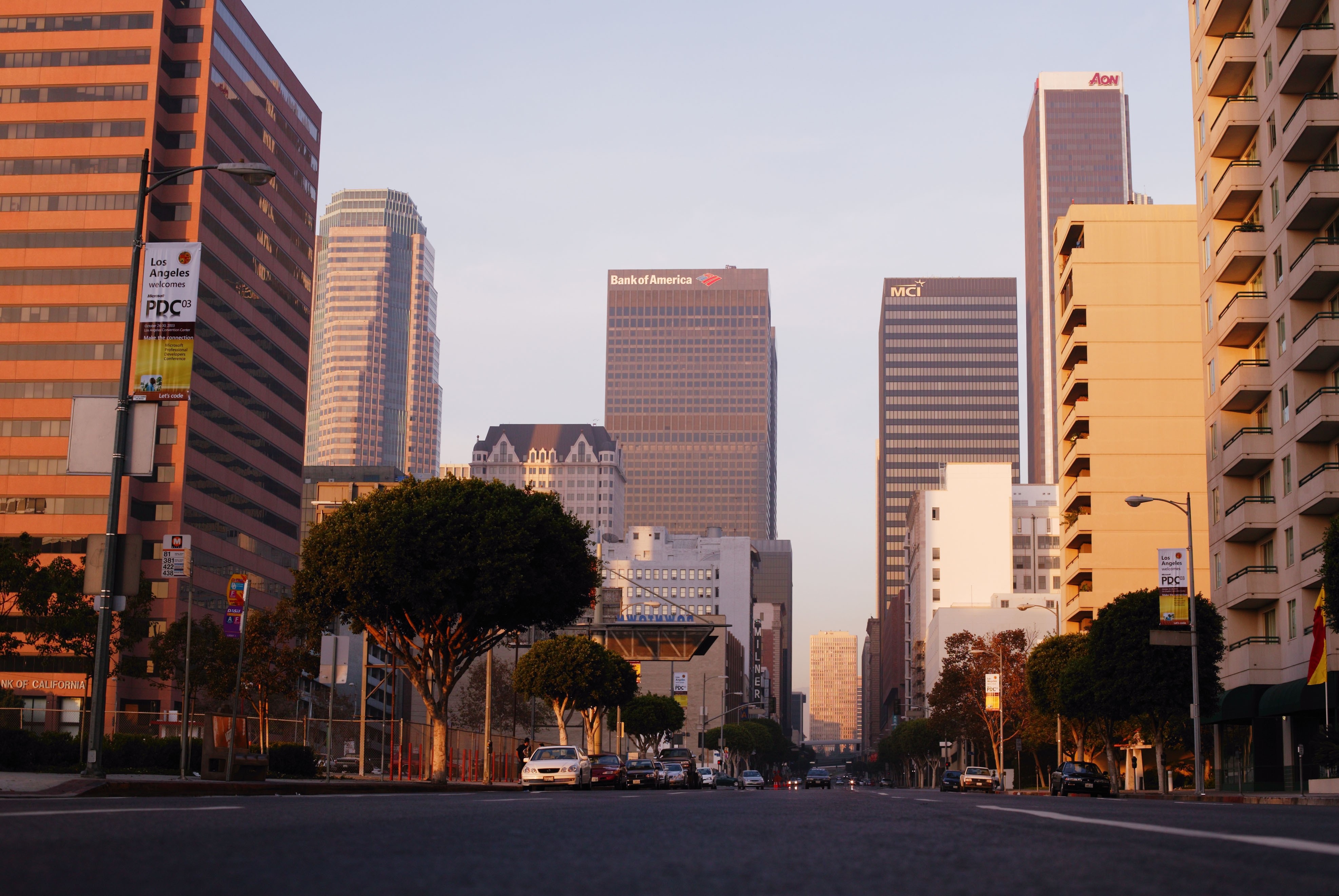 Downtown Los Angeles Street View at Sunset HD Wallpaper